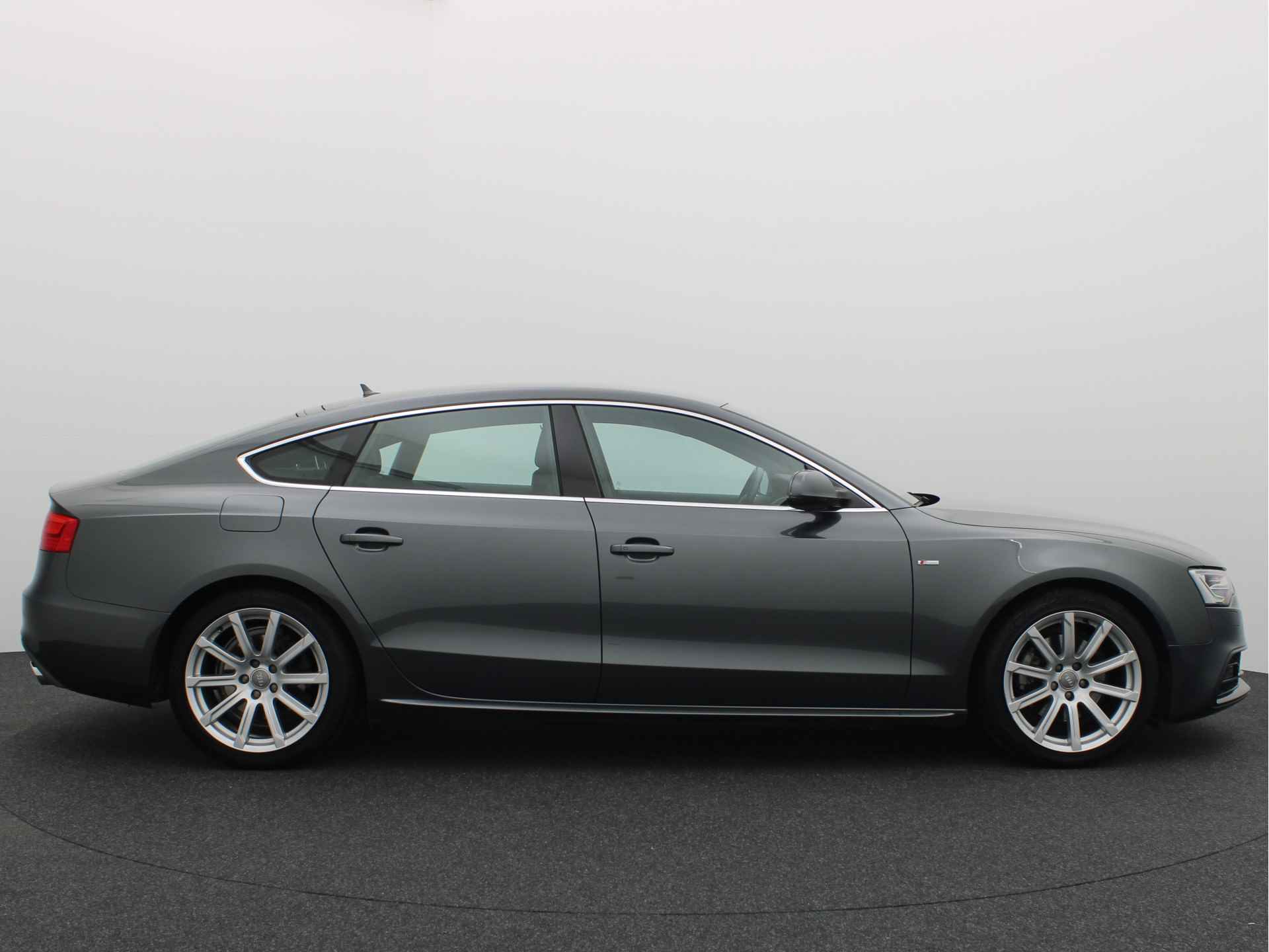 Audi A5 Sportback 1.8 TFSI Sport Edition S-LINE XENON / TREKHAAK / NAVI / CLIMA / PDC / BLUETOOTH / CRUISE / NL-AUTO - 20/51