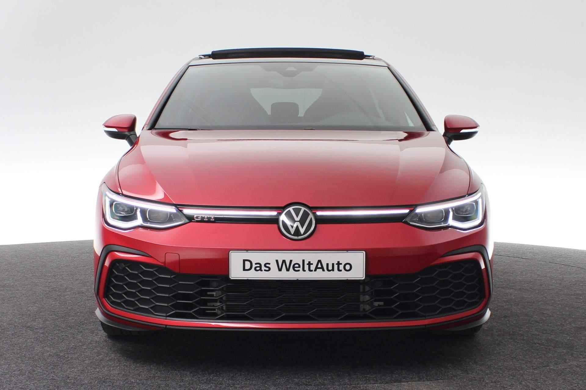 Volkswagen Golf 2.0 TSI 245PK DSG GTI | Pano | IQ Light | Stoelverwarming | 19 inch - 17/41