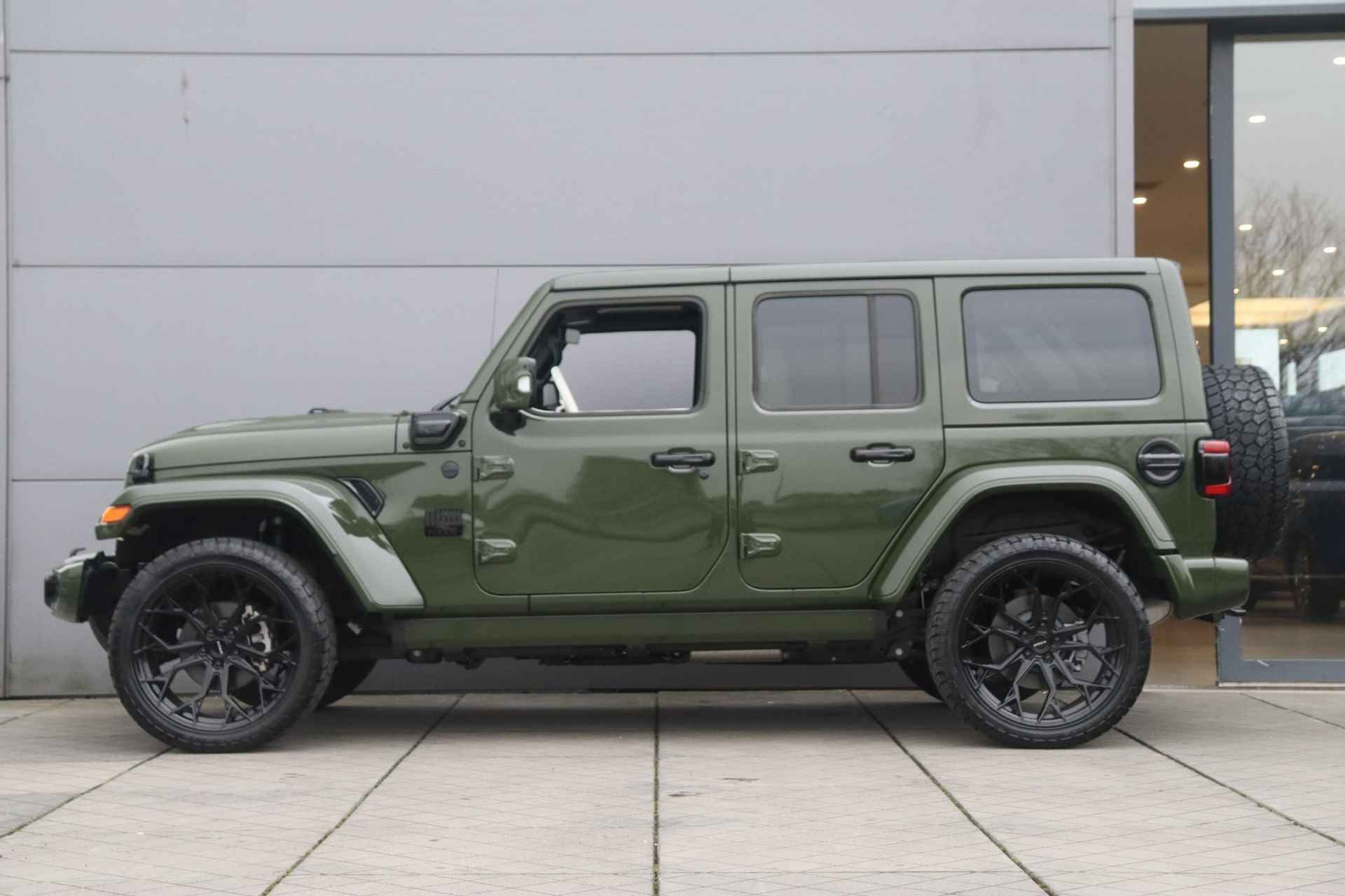 Jeep Wrangler 4xe 380pk TITAN™ - 4/58