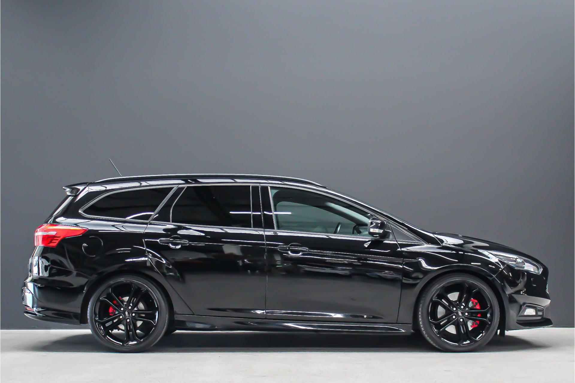 Ford FOCUS Wagon 2.0 250pk ST-3 PERFORMANCE PACK |BLIS|Sony|cruise control|bi-xenon|parkeersensoren en camera|19"| - 6/41