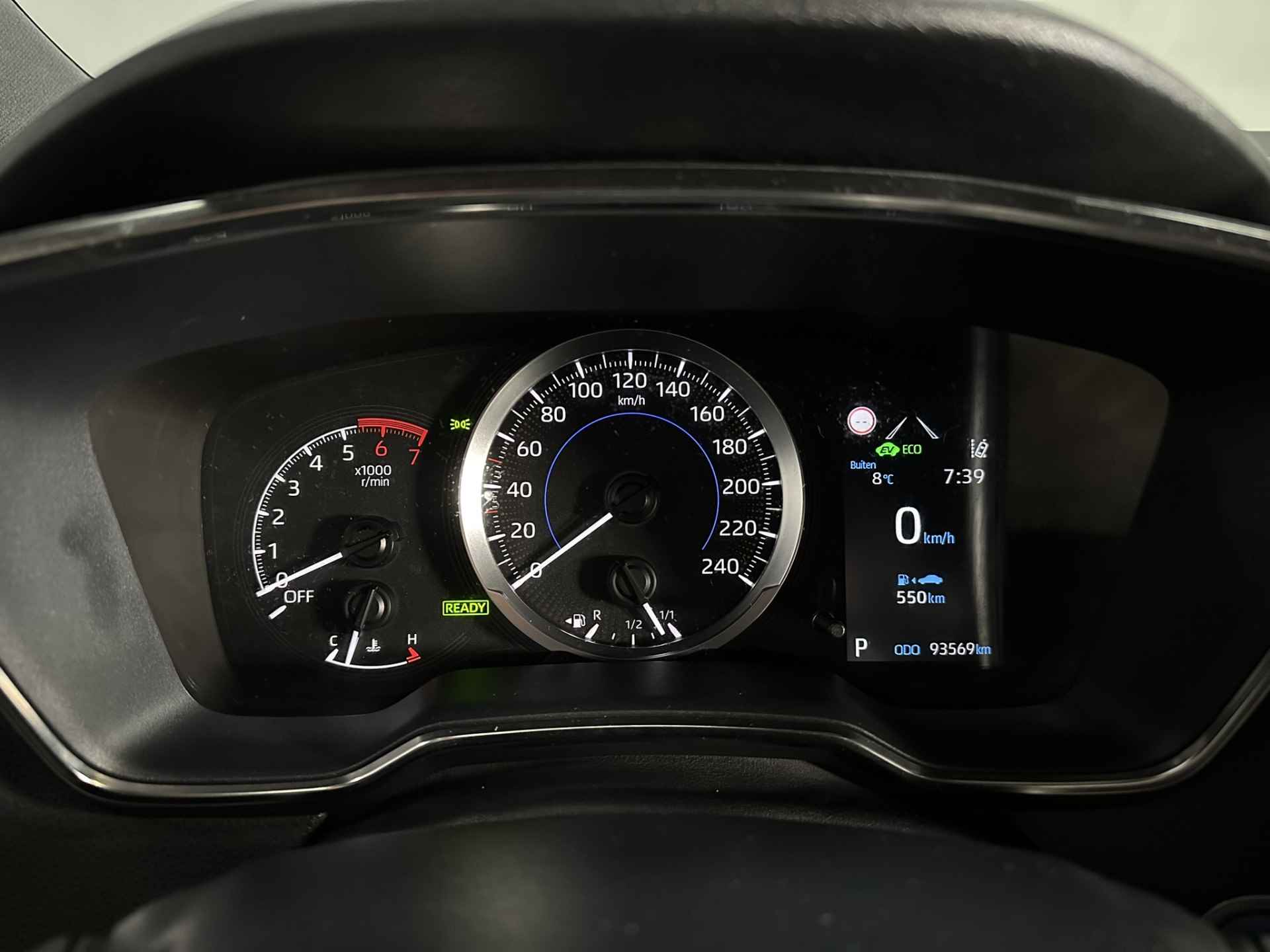 Toyota Corolla Touring Sports 1.8 Hybrid Active LED | Camera | Adaptive cruise | Navigatie | Apple Carplay Android Auto | Isofix | NAP | - 16/35
