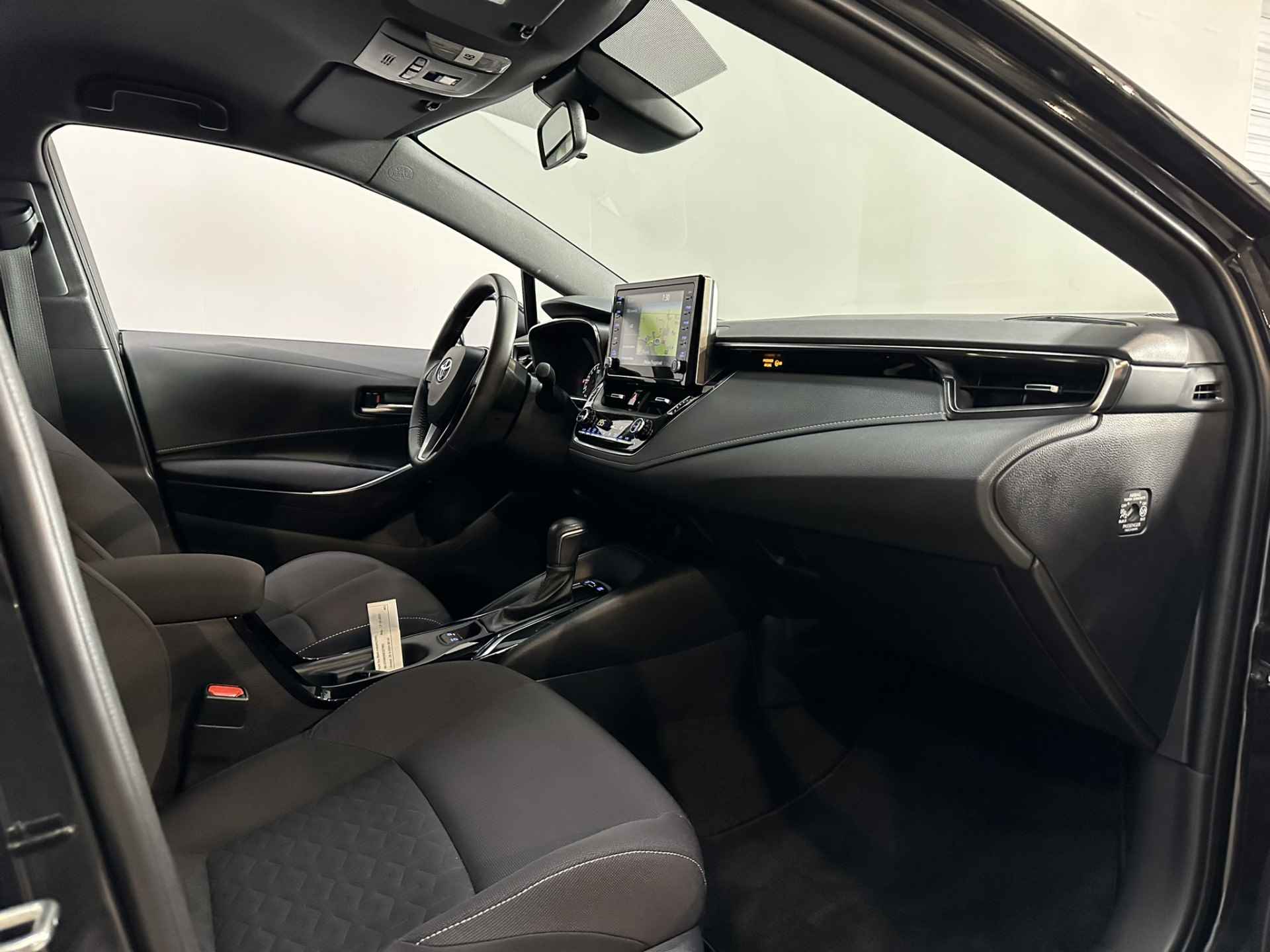 Toyota Corolla Touring Sports 1.8 Hybrid Active LED | Camera | Adaptive cruise | Navigatie | Apple Carplay Android Auto | Isofix | NAP | - 23/35
