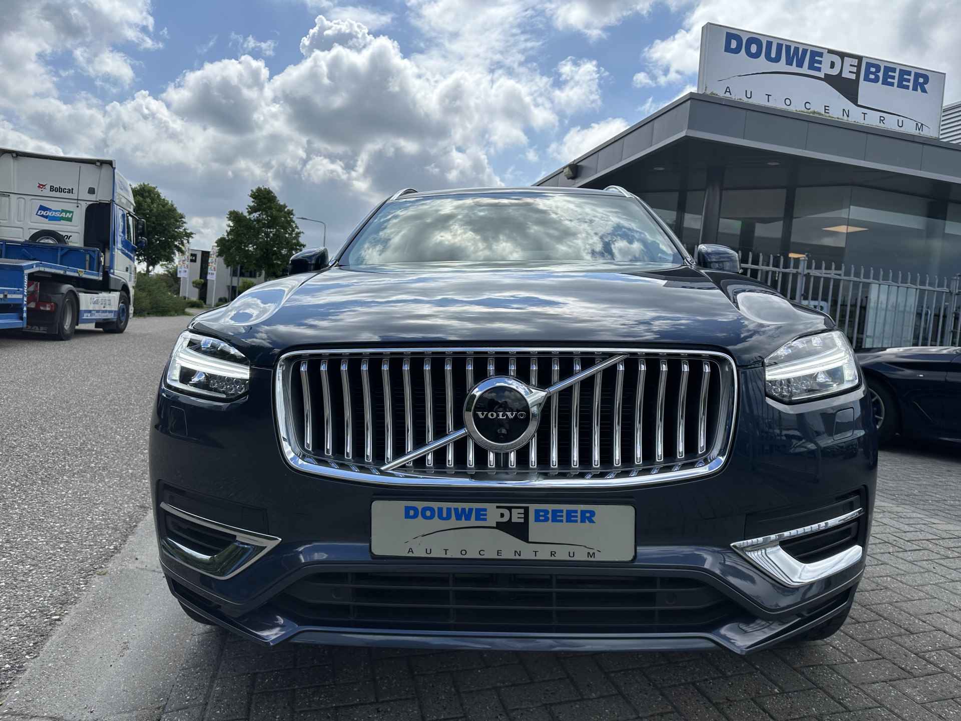 Volvo XC90 2.0 T8 Inscription Recharge AWD Plus Dark Pano-Dak|Trekhaak|7-Pers|Keyless|Leer|Memory|360-Camera - 4/38