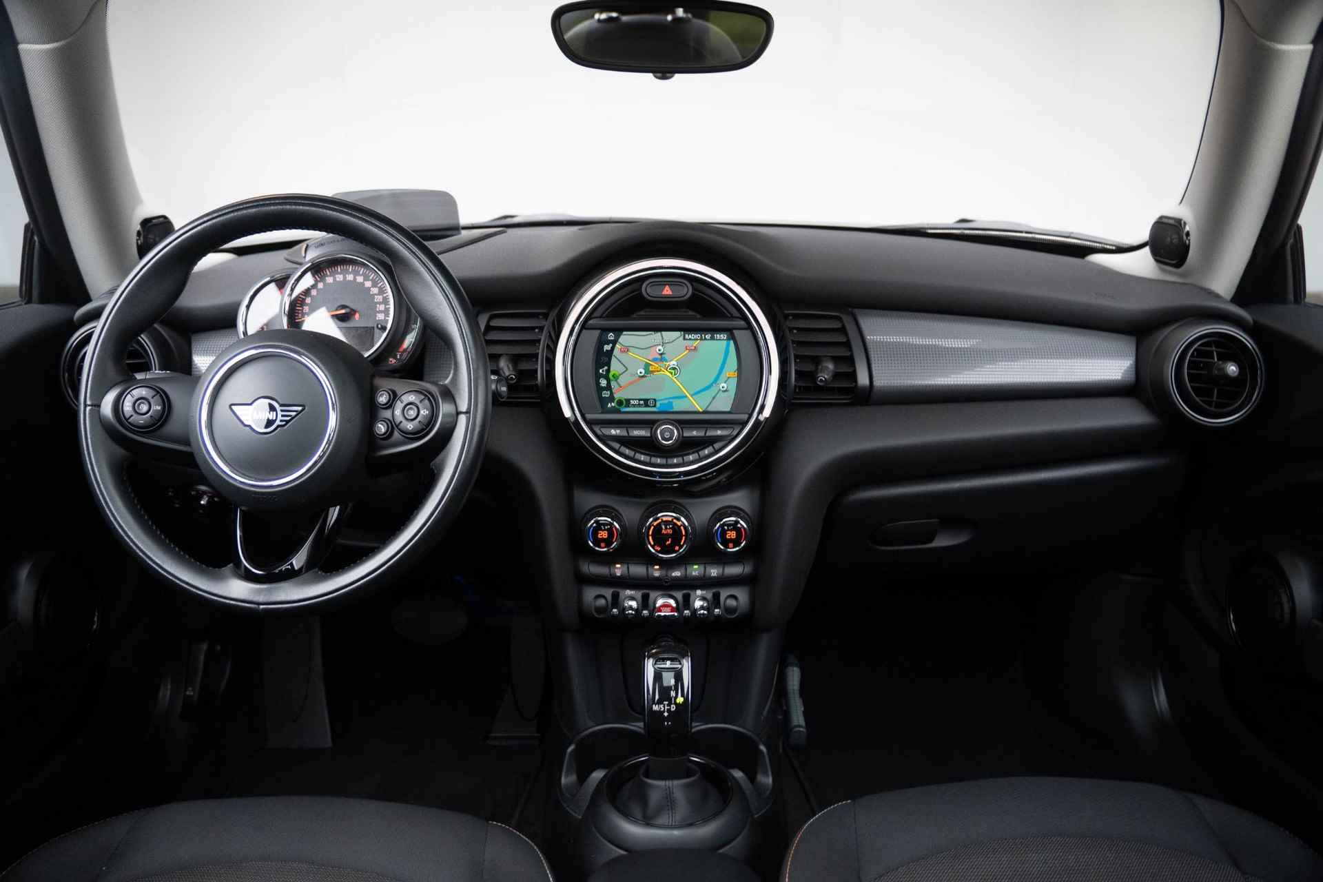 MINI 3-deurs Cooper Aut. Pepper + Harman-Kardon - 9/46