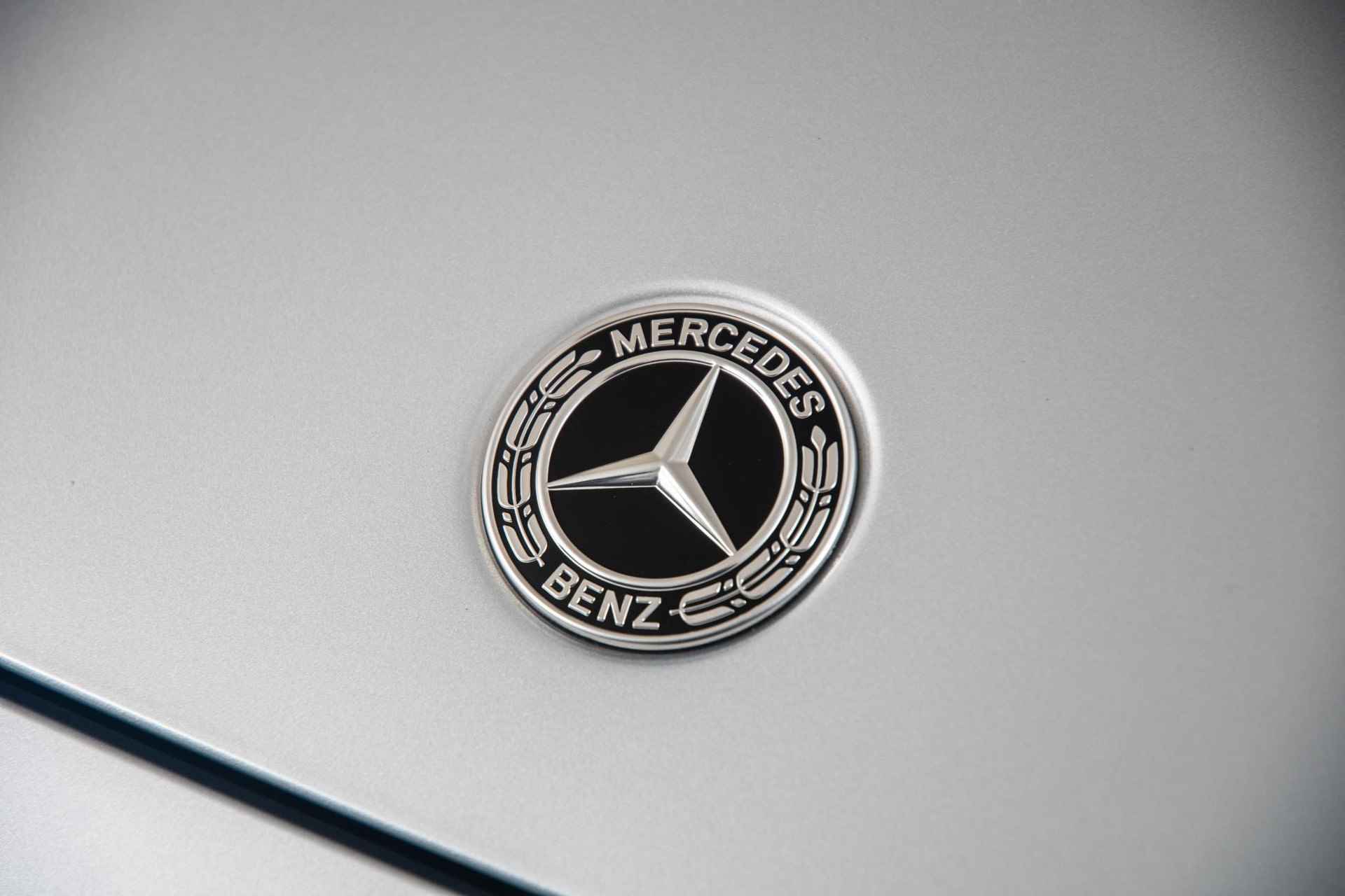 Mercedes-Benz GLA-klasse 250 e AMG Line Panoramadak - Adaptieve cruise control - Keyless GO - Parkeerassistsent - Adaptieve grootlicht assistent - Multibeam LED - 46/49
