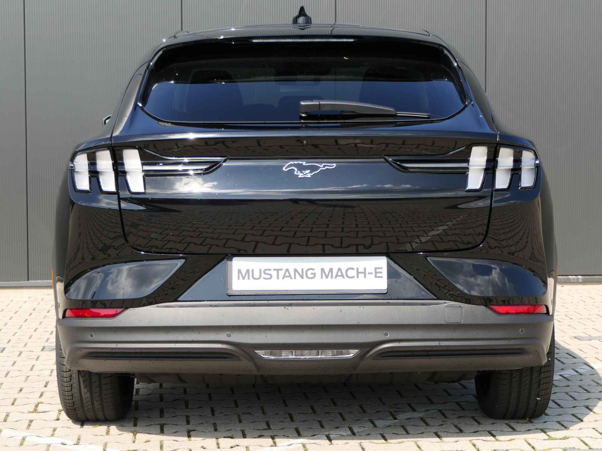 Ford Mustang Mach-E 75kWh RWD | 16% Bijtelling 2022! | Technology Pack Plus | 19inch Lichtmetalen velgen | - 28/36
