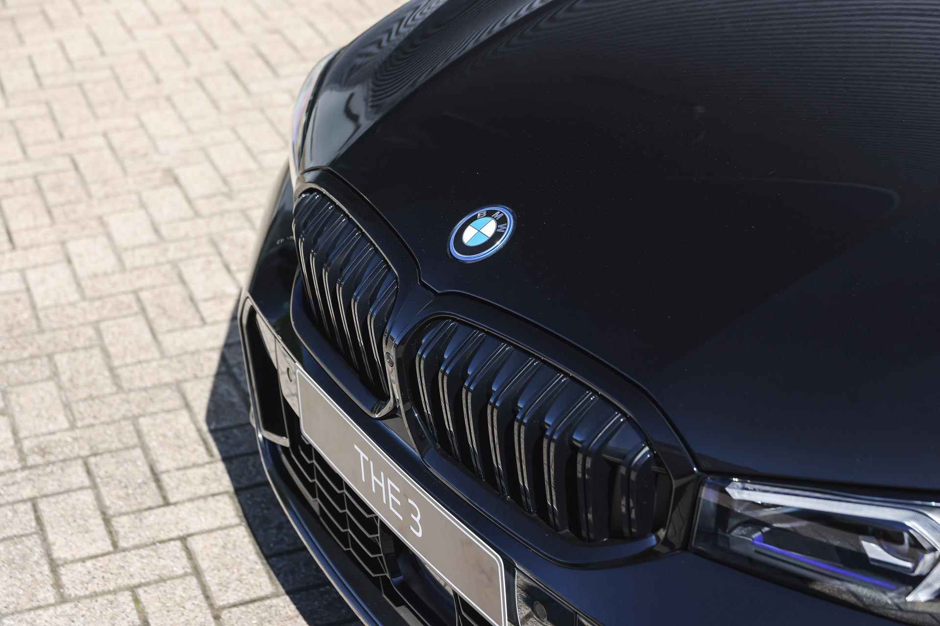 BMW 3-serie 320e M Sport High Executive Automaat / Schuif-kanteldak / Sportstoelen / Parking Assistant Plus / Adaptieve LED / Driving Assistant Professional / Adaptief M Onderstel - 33/40