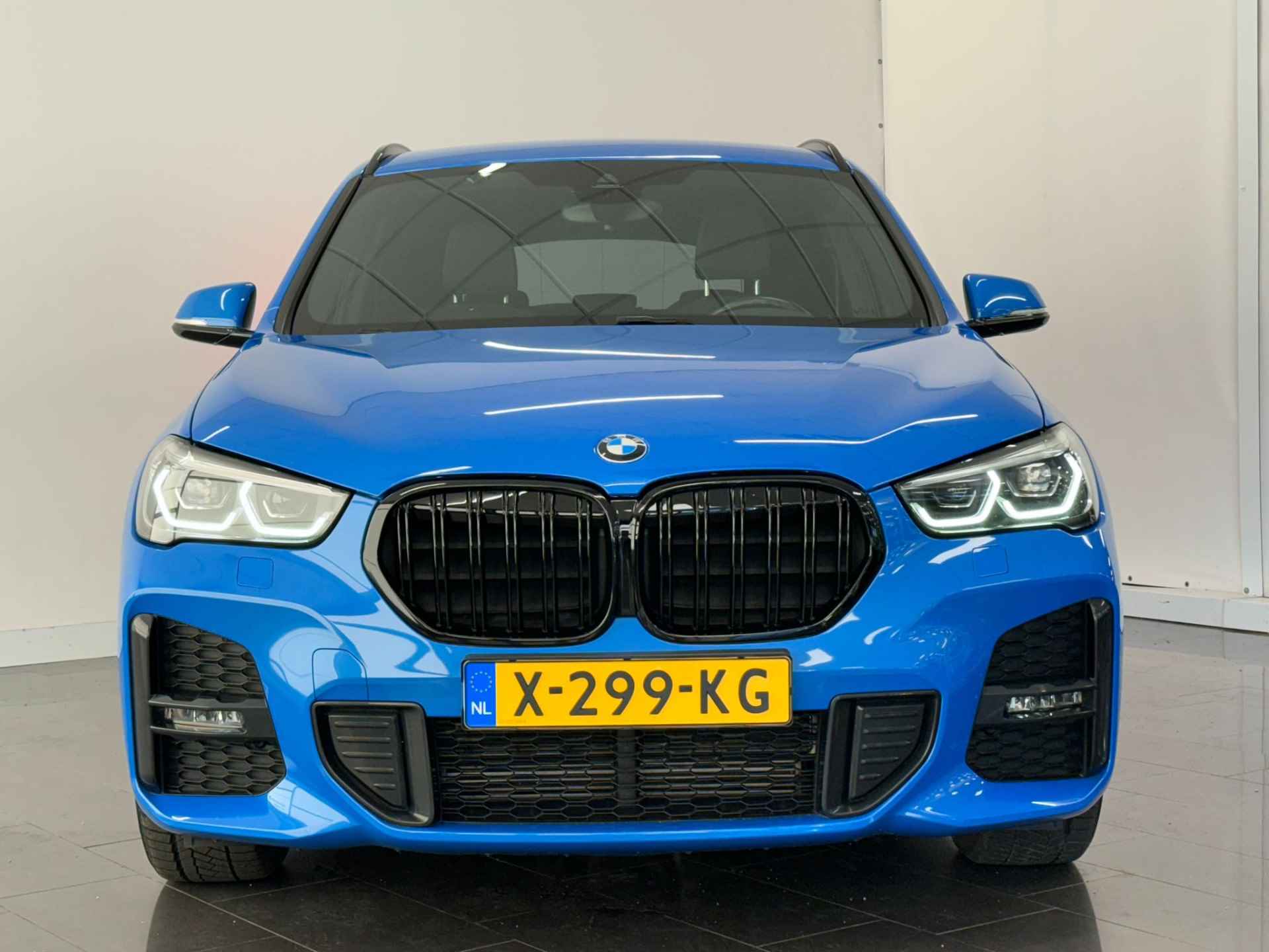 BMW X1 xDrive25e | M-Sport | LED koplampen | PDC achter | - 35/40