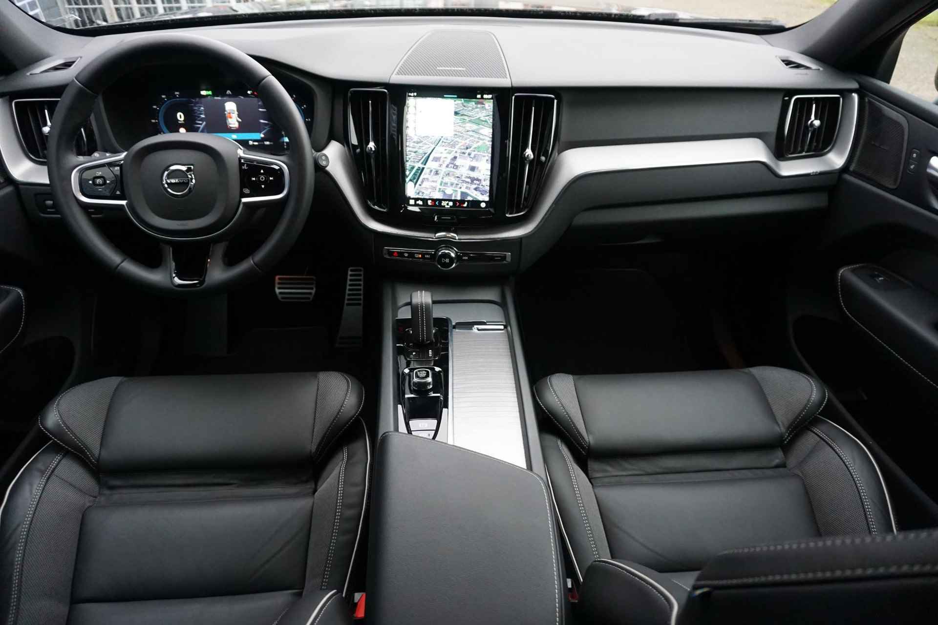 Volvo XC60 2.0 B4 D R-Design | Google | Stuur + Stoelverwarming | Keyless entry | Volvo on Call | LED | Harman/Kardon | - 5/31