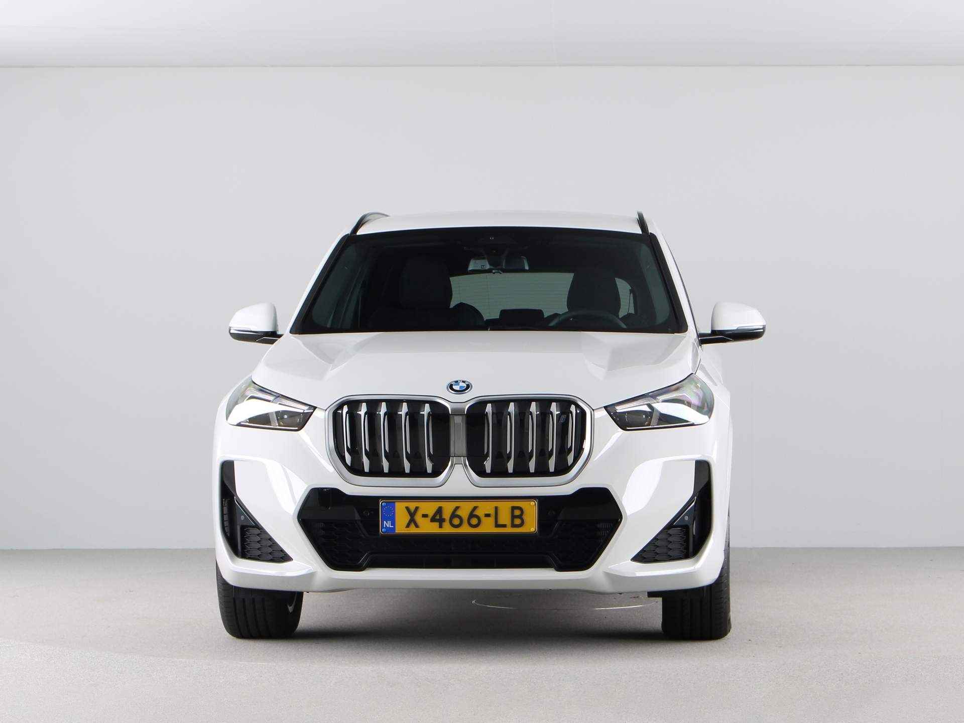 BMW iX1 xDrive30 Launch Edition - 7/22