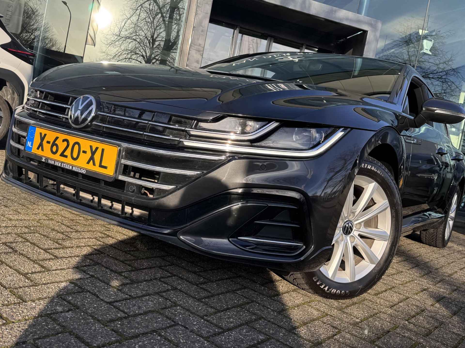 Volkswagen Arteon 1.4 TSI eHybrid R-Line Business+ Schuifdak | Massage | Stoelverwarming V+A - 13/34