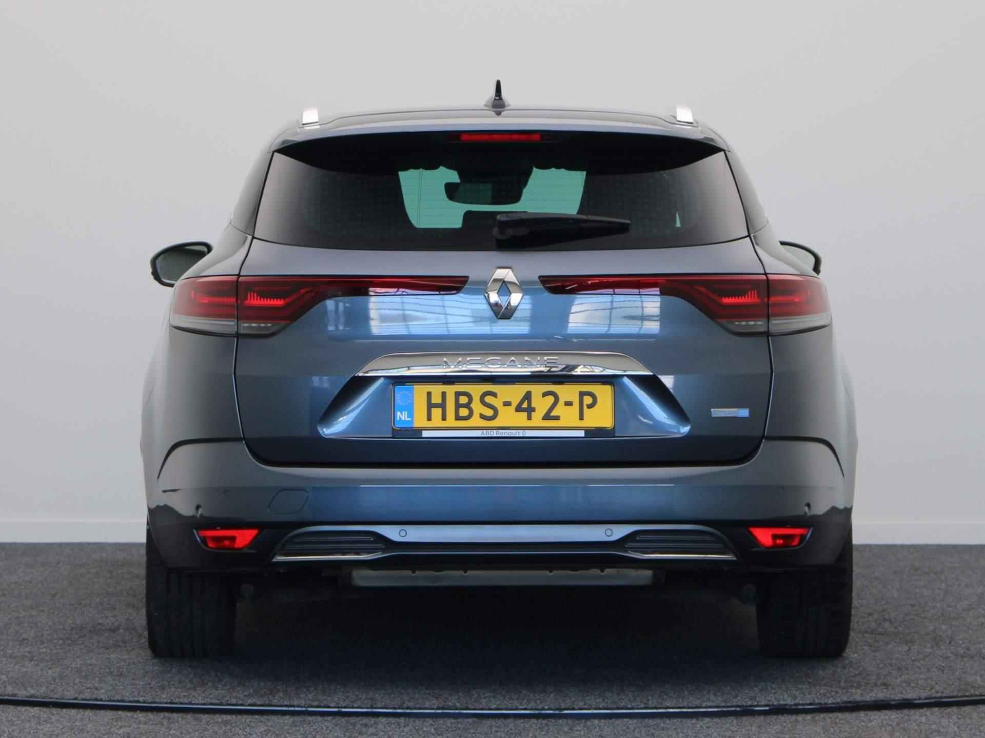 Renault Mégane Estate E-Tech Plug-In Hybrid 160pk R.S. Line | Stoelverwarming | Adaptieve Cruise Control | Achteruitrijcamera | Bose | - 7/56