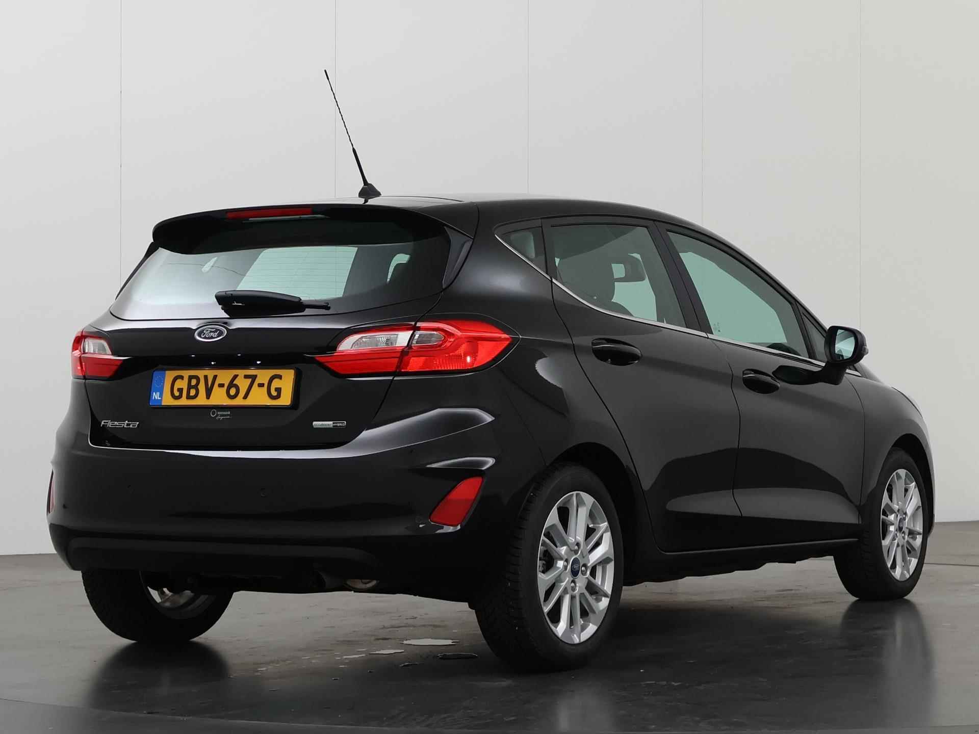 Ford Fiesta 1.0 EcoBoost Hybrid Titanium | Automaat | Adaptive Cruise Control | Winterpack | Carplay/Android Auto | Keyless Go | - 3/35