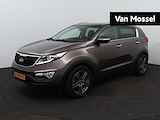 Kia Sportage 2.0 ExecutiveLine | Airco | Climate Control | Navigatie | Bluethooth | Stoelverwarming | Spraakbediening | Parkeerassist | CC | Parkeersensoren | Panoramadak | Camera | Hill Hold Control | Trekhaak