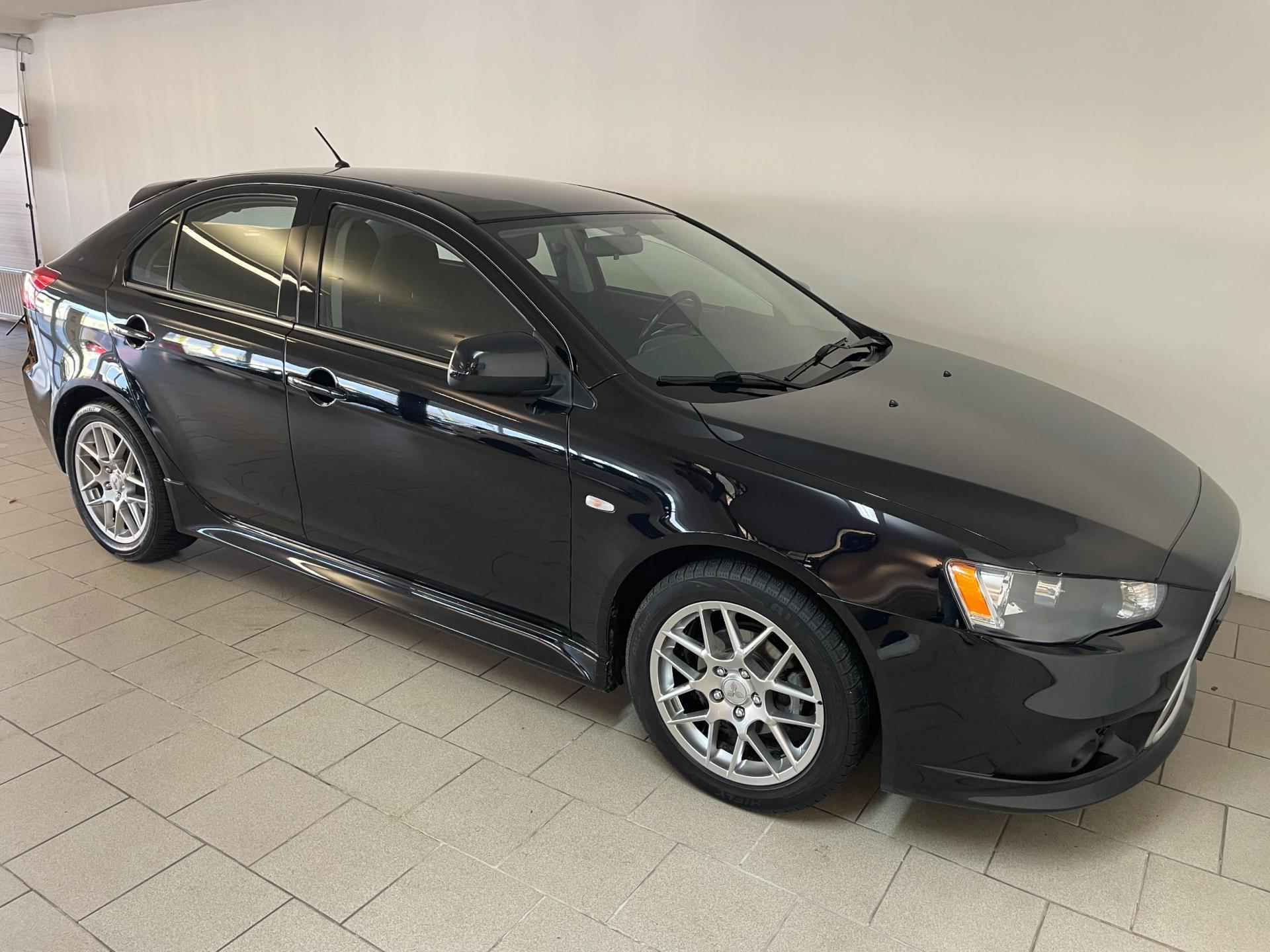 Mitsubishi Lancer Sportback 1.6 Limited Edition AIRCO BLUETOOTH ELEK RAMEN CENT VERG 17INCH VELGEN ZEER NETTE AUTO - 9/38