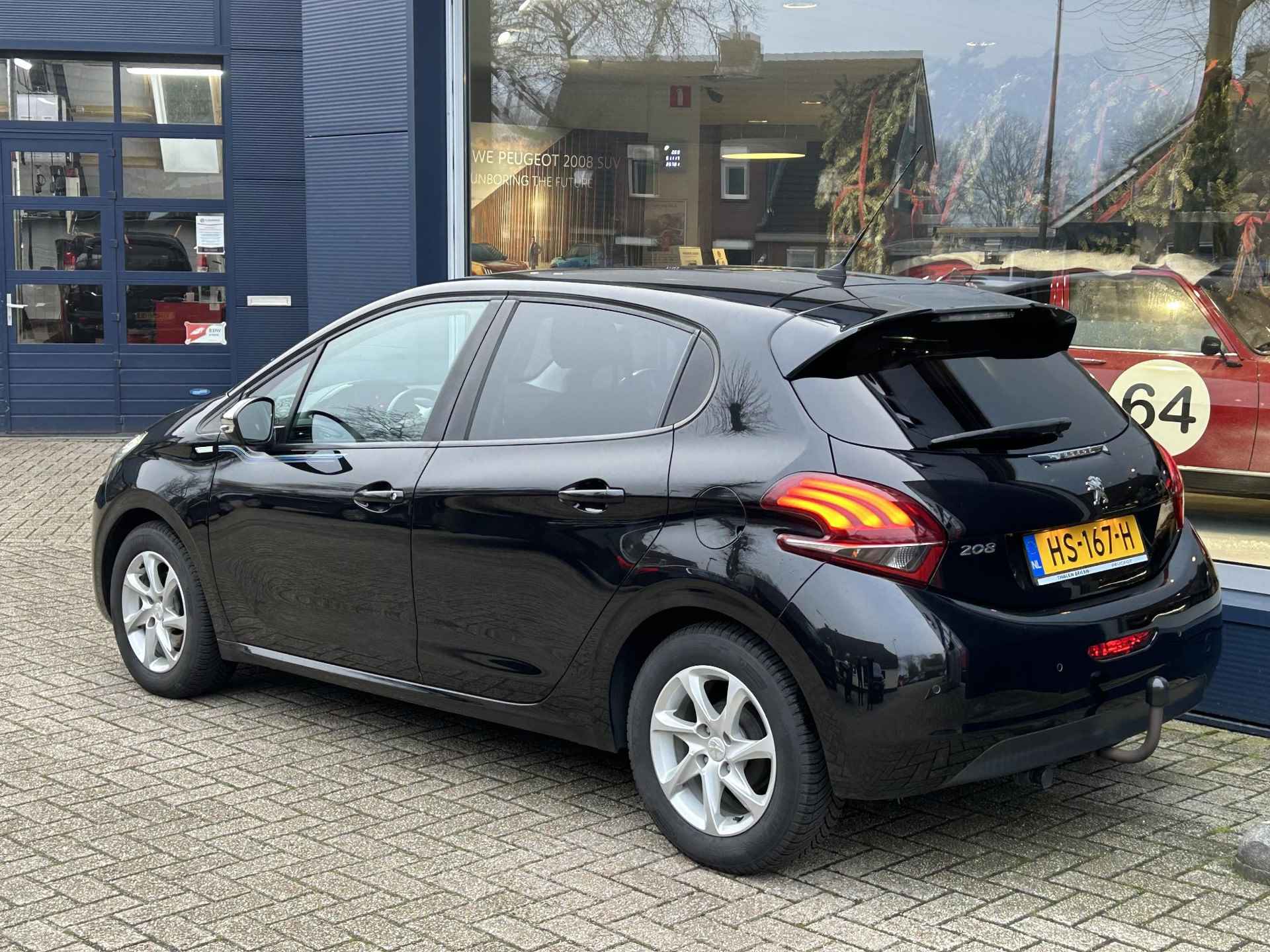 Peugeot 208 1.2 82 PK Urban Soul | All Season banden | Lichtmetaal | Navigatie | Airco | 5 Deurs | Bluetooth | Touchscreen | Cruise Control - 2/38