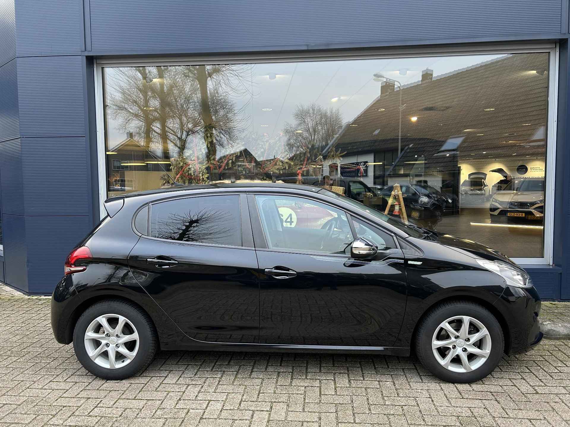 Peugeot 208 1.2 82 PK Urban Soul | All Season banden | Lichtmetaal | Navigatie | Airco | 5 Deurs | Bluetooth | Touchscreen | Cruise Control - 17/38