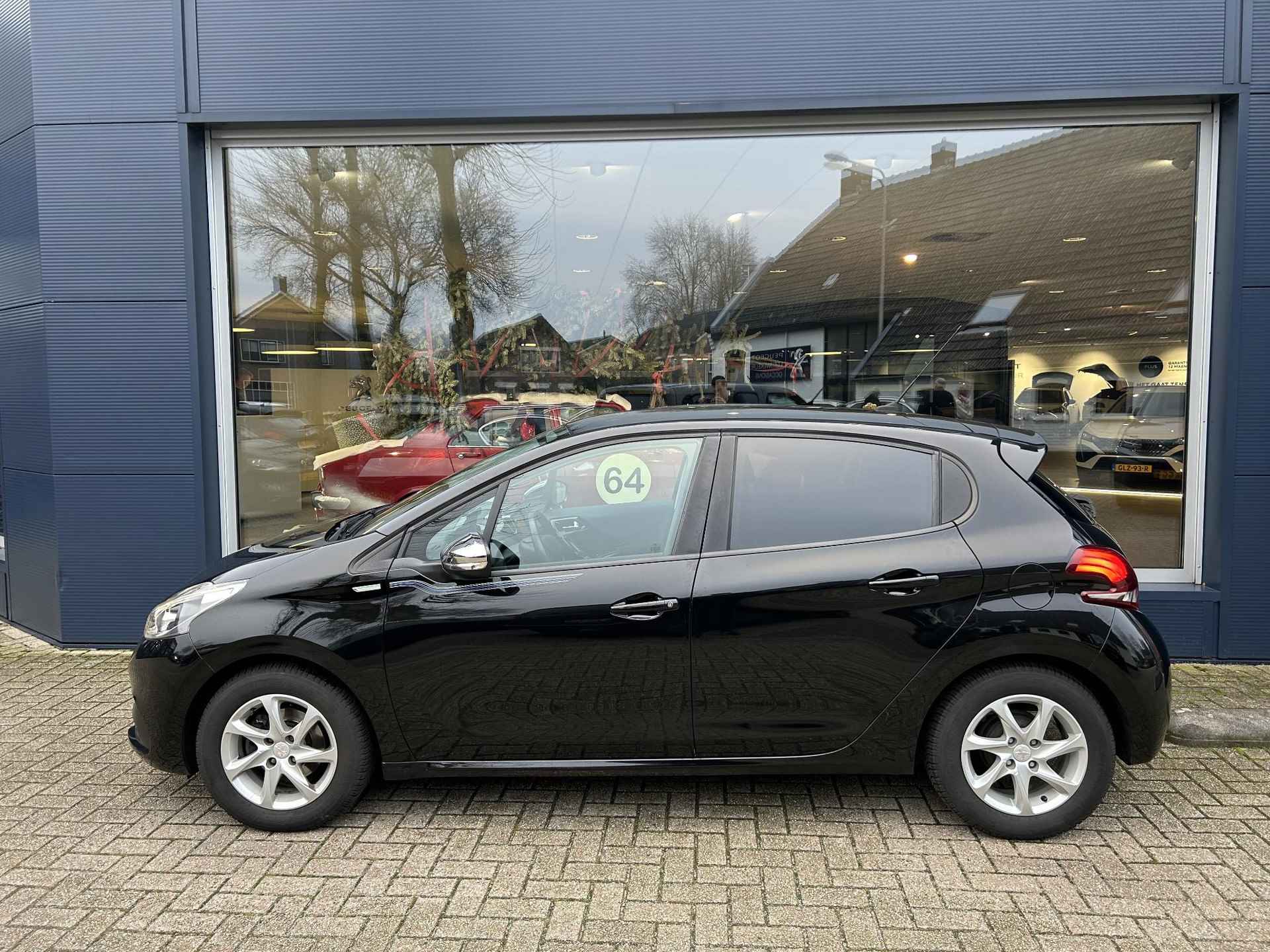 Peugeot 208 1.2 82 PK Urban Soul | All Season banden | Lichtmetaal | Navigatie | Airco | 5 Deurs | Bluetooth | Touchscreen | Cruise Control - 24/38