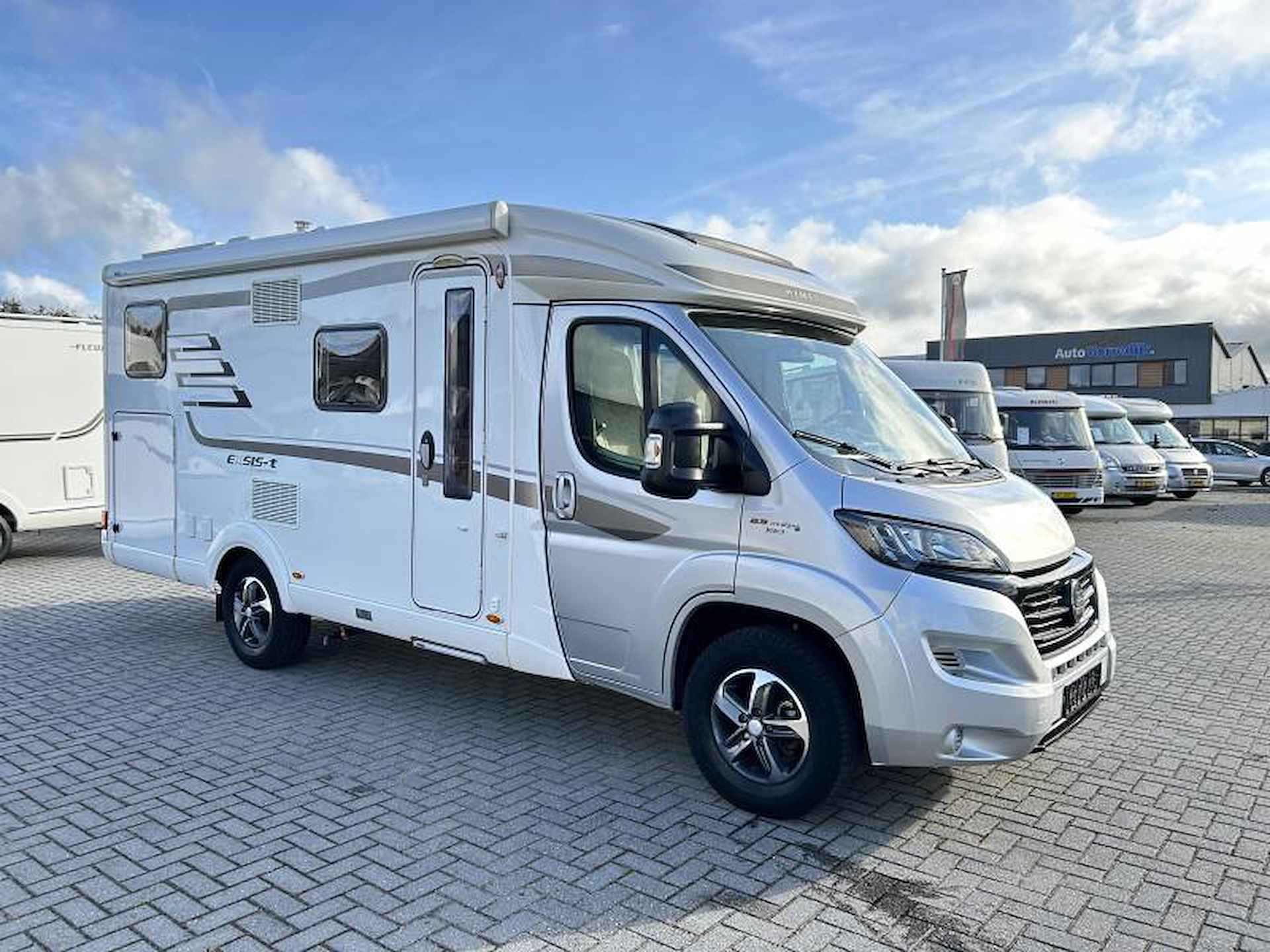 Hymer Exsis-T 578 automaat/enkele-bedden - 3/25