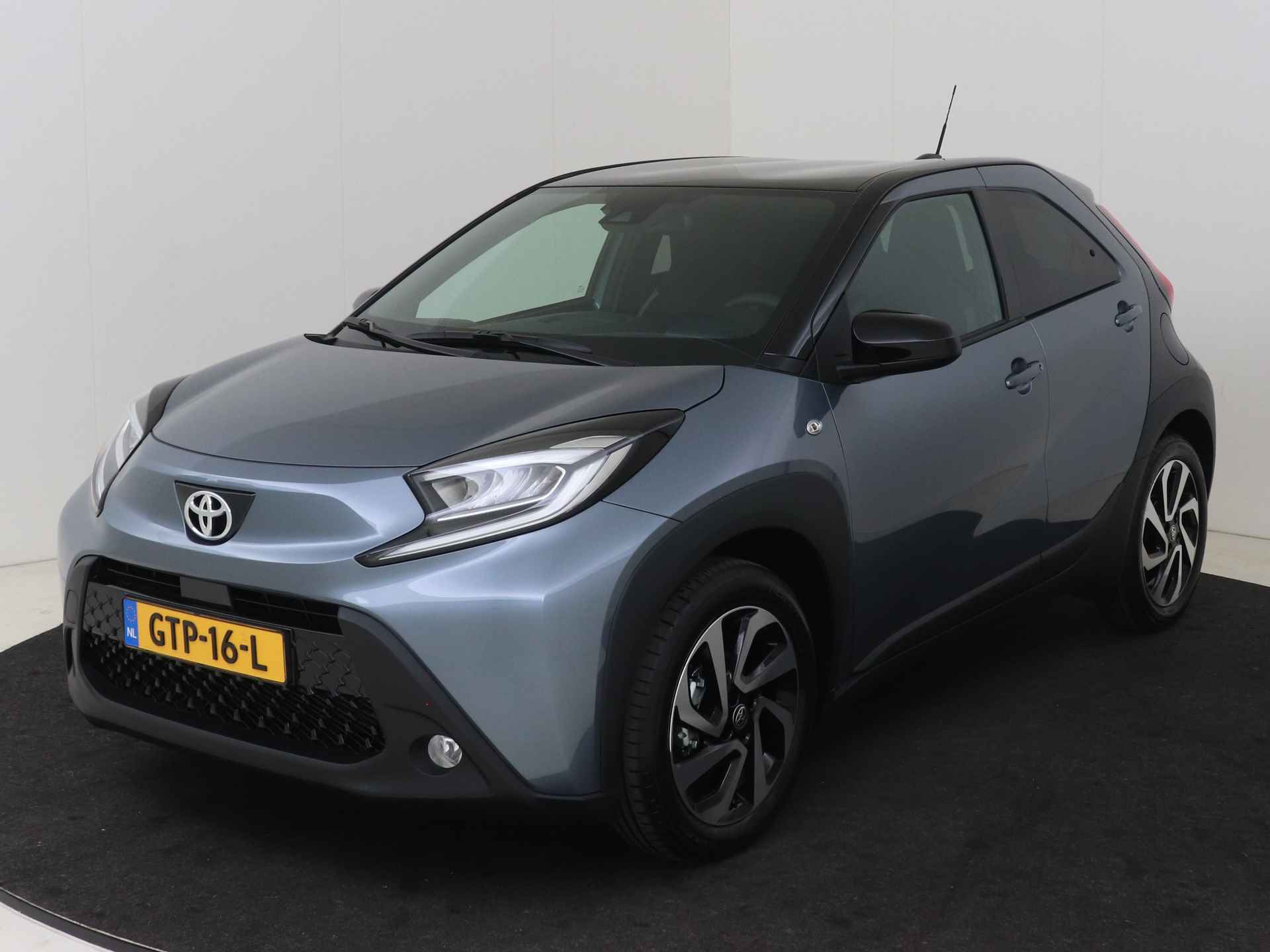 Toyota Aygo X 1.0 VVT-i MT Pulse DEMO - 27/39