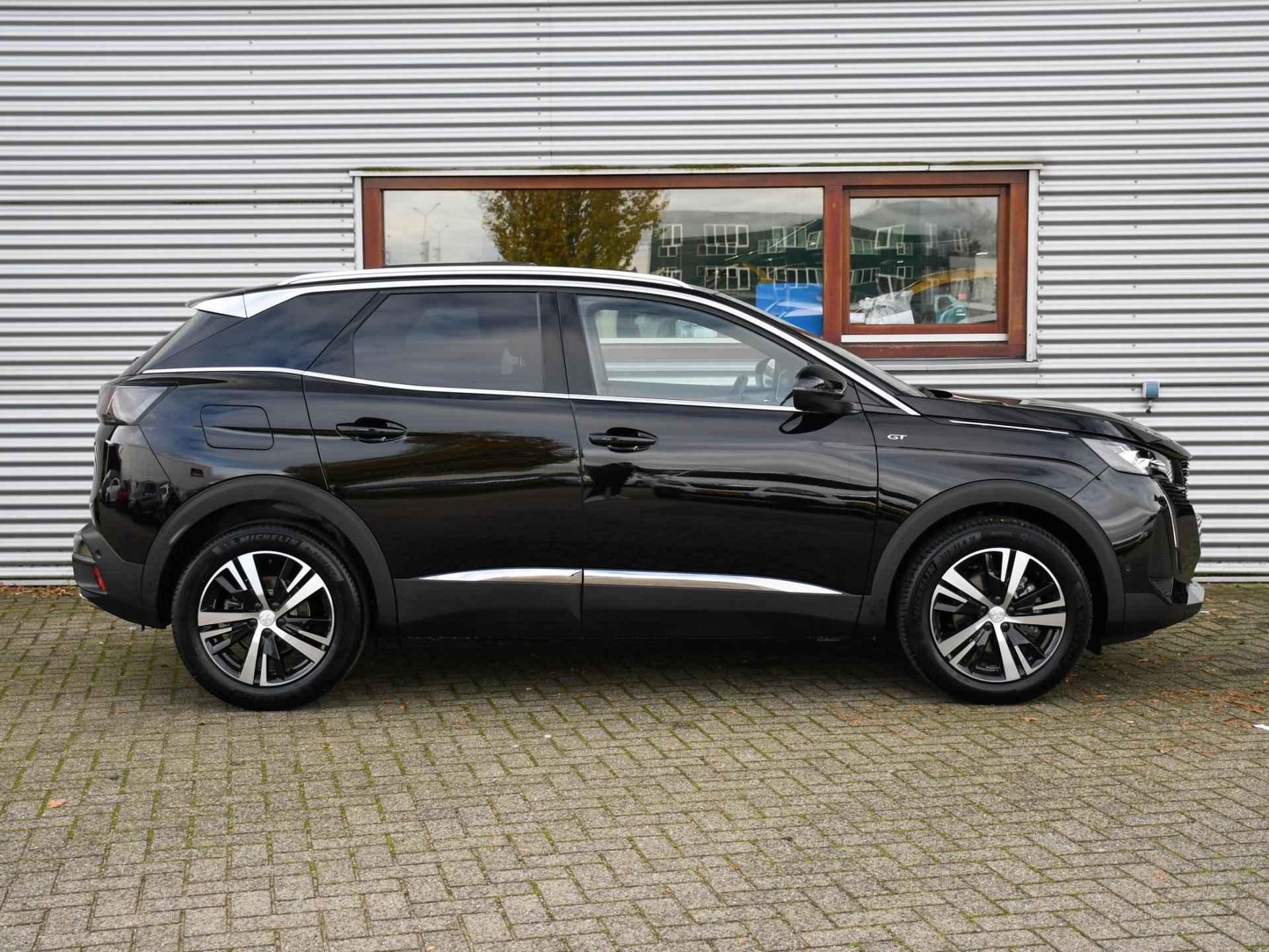 Peugeot 3008 GT 1.2 PureTech 136pk Automaat SCHUIF-DAK | DODE HOEK | 18''LM | PDC + CAM. VOOR | APPLE-CARPLAY | DAB - 4/36