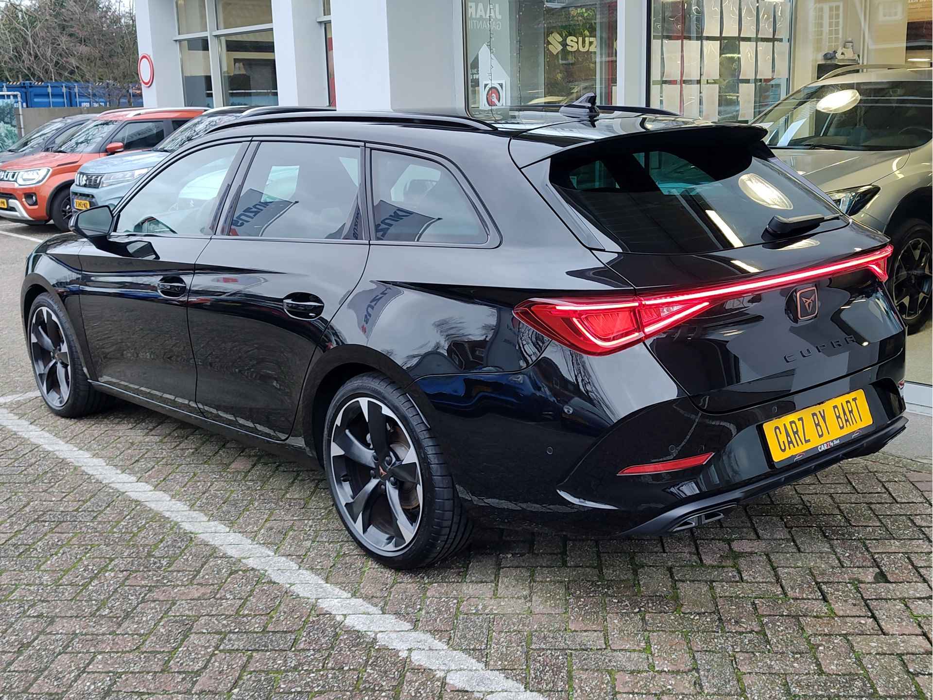 CUPRA Leon Sportstourer 1.5 e-TSI BUSINESS DSG Virtual Cockpit | Dodehoek | Keyless | Elek. Stoelen - 4/39