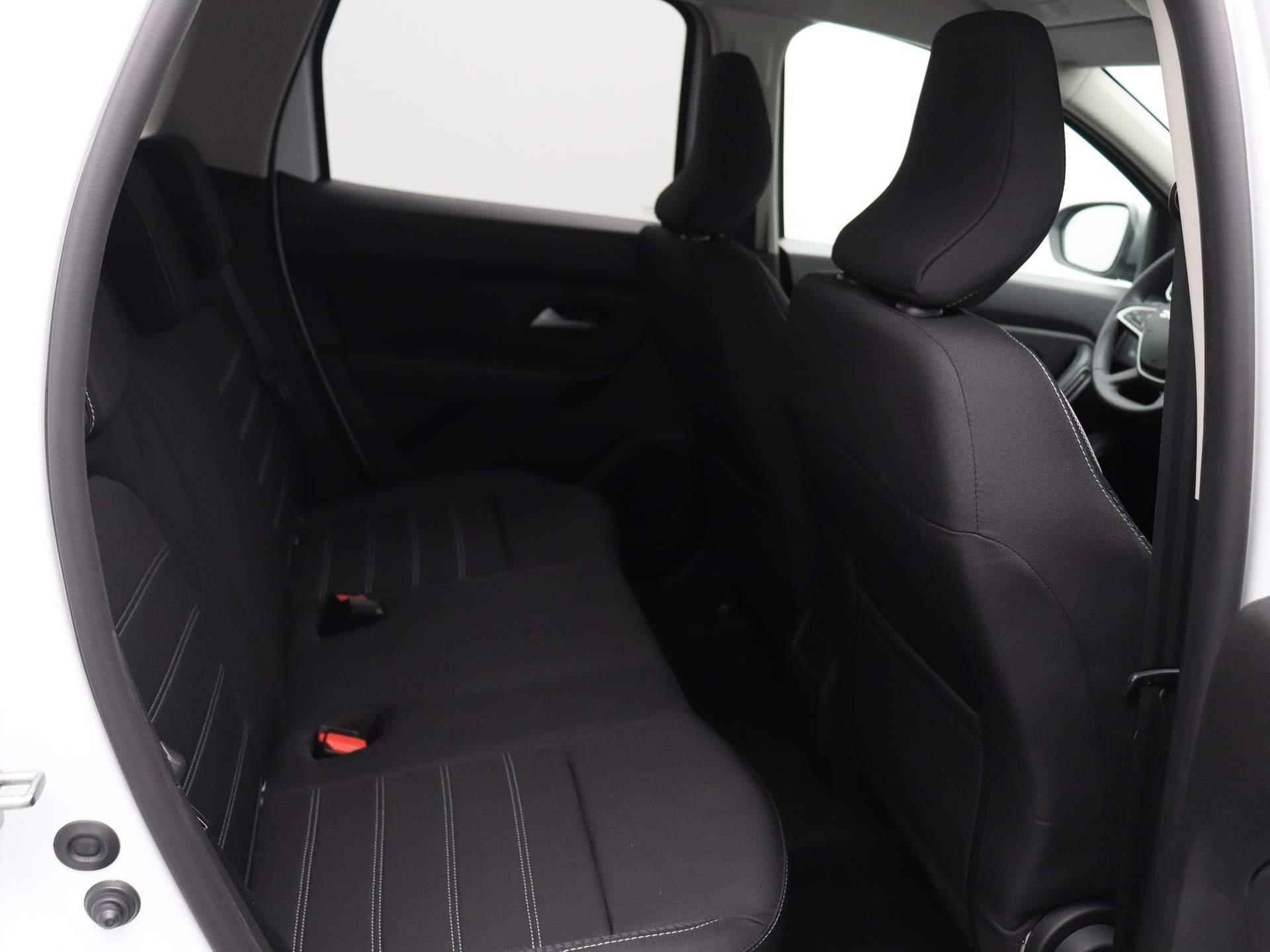 Dacia Duster TCe 100pk Bi-Fuel Journey | LPG G3 | Dodehoeksensoren | Achteruitrijcamera | Stoelverwarming | Keyless Entry | Navigatie | - 9/41