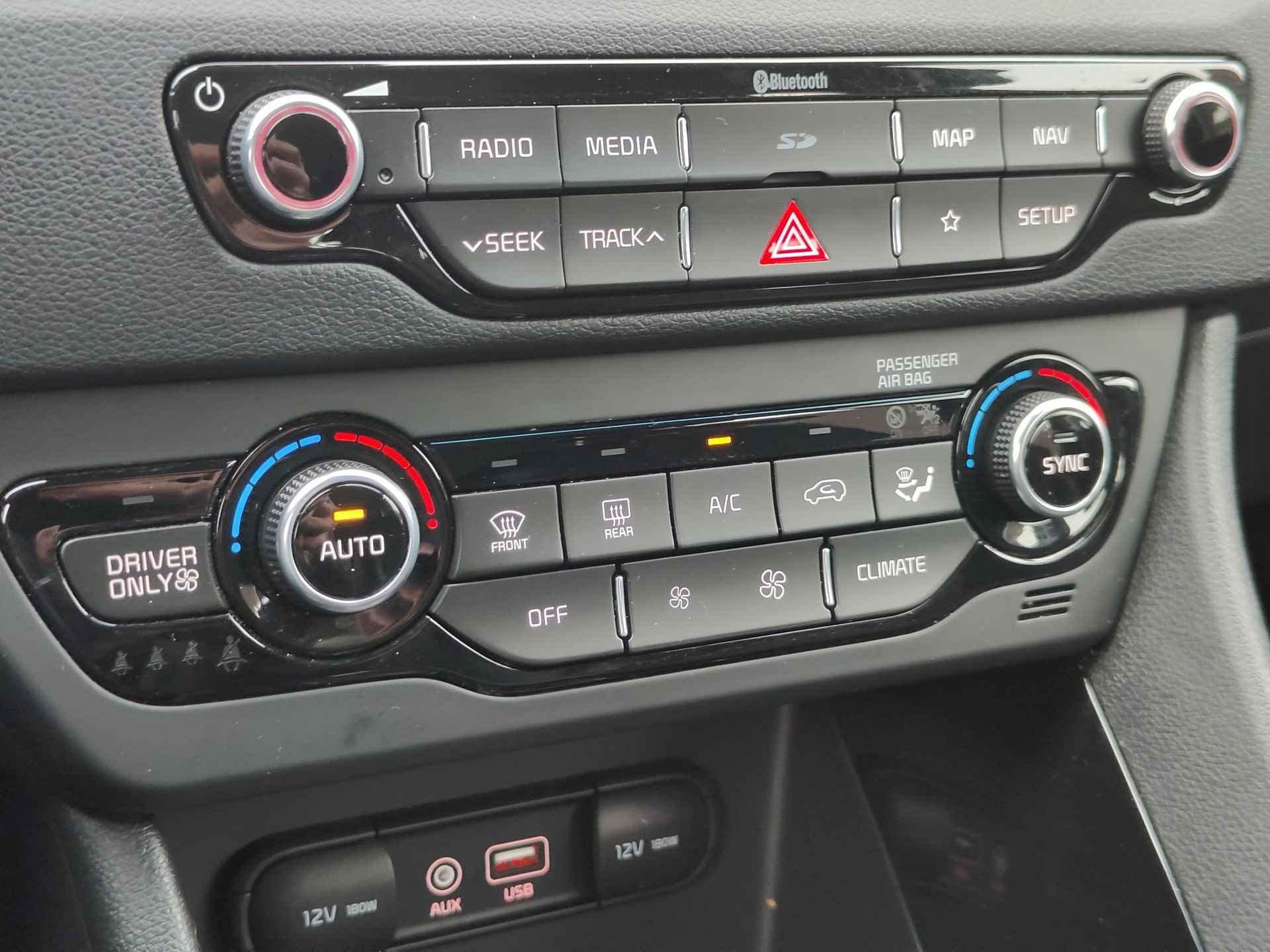 Kia Niro 1.6 GDi Hybrid DynamicLine | Navi | Clima | Camera | Cruise | Carplay - 16/18