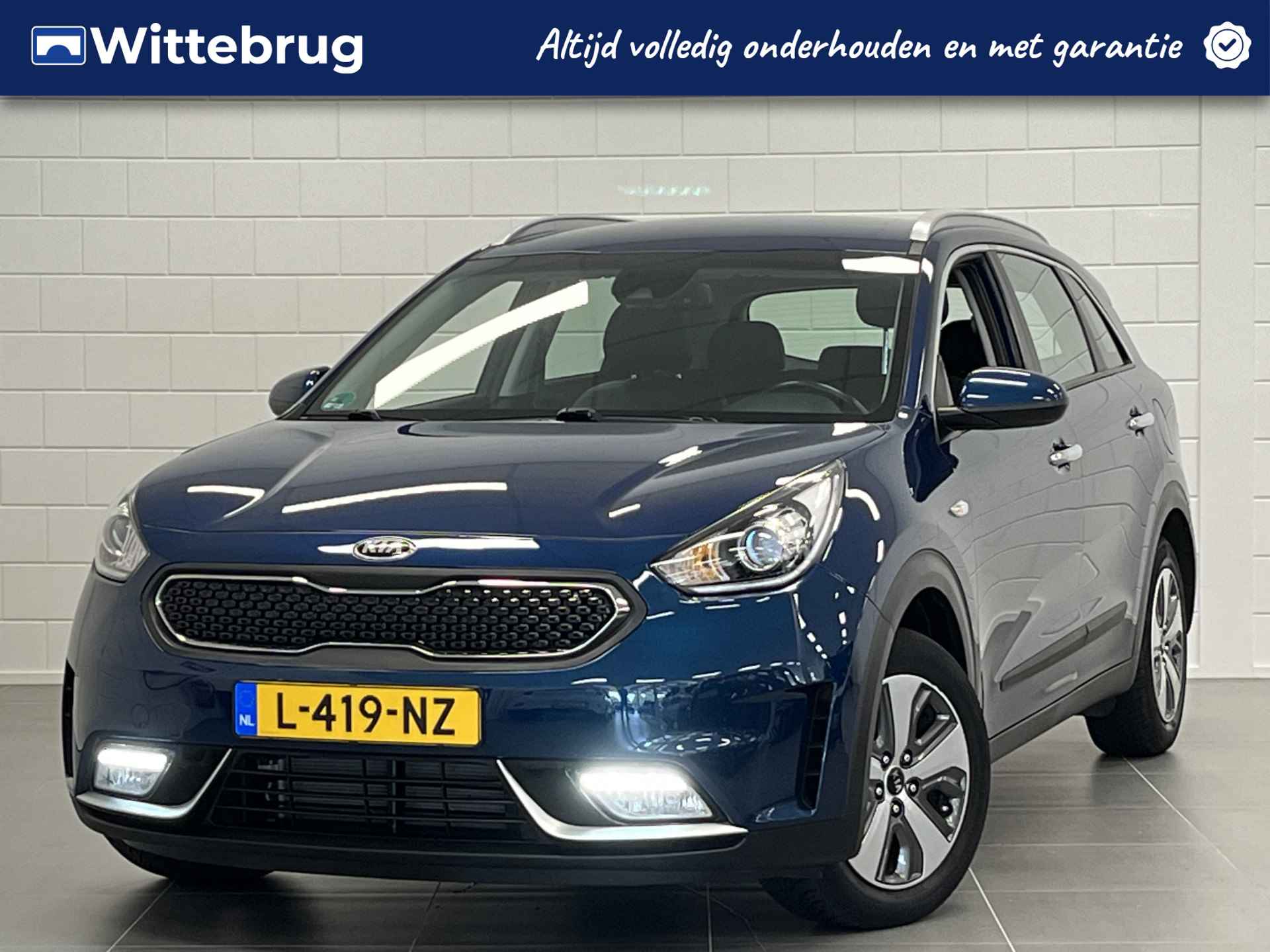 Kia Niro 1.6 GDi Hybrid DynamicLine NAVIGATIE | STOEL- EN STUURVERWARMING | HALF LEDER BEKLEDING | ZUINIGE CROSSOVER MET 12 MAANDEN GARANTIE - 1/43