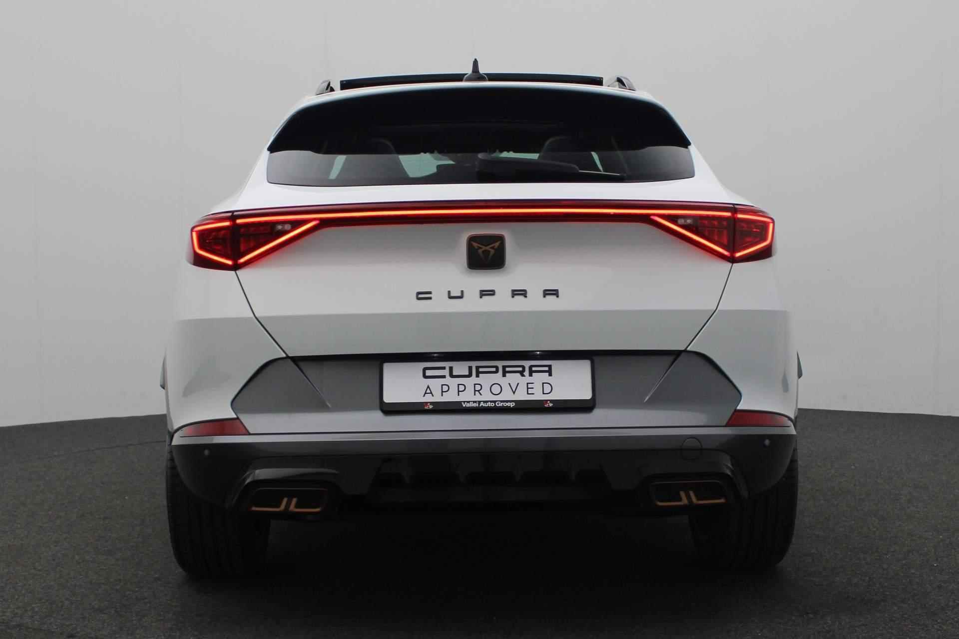 CUPRA Formentor 1.4 204PK DSG e-Hybrid Performance | Pano | Keyless | Navi | Full LED | Camera | 19 inch | Apple Carplay / Android Auto - 22/47