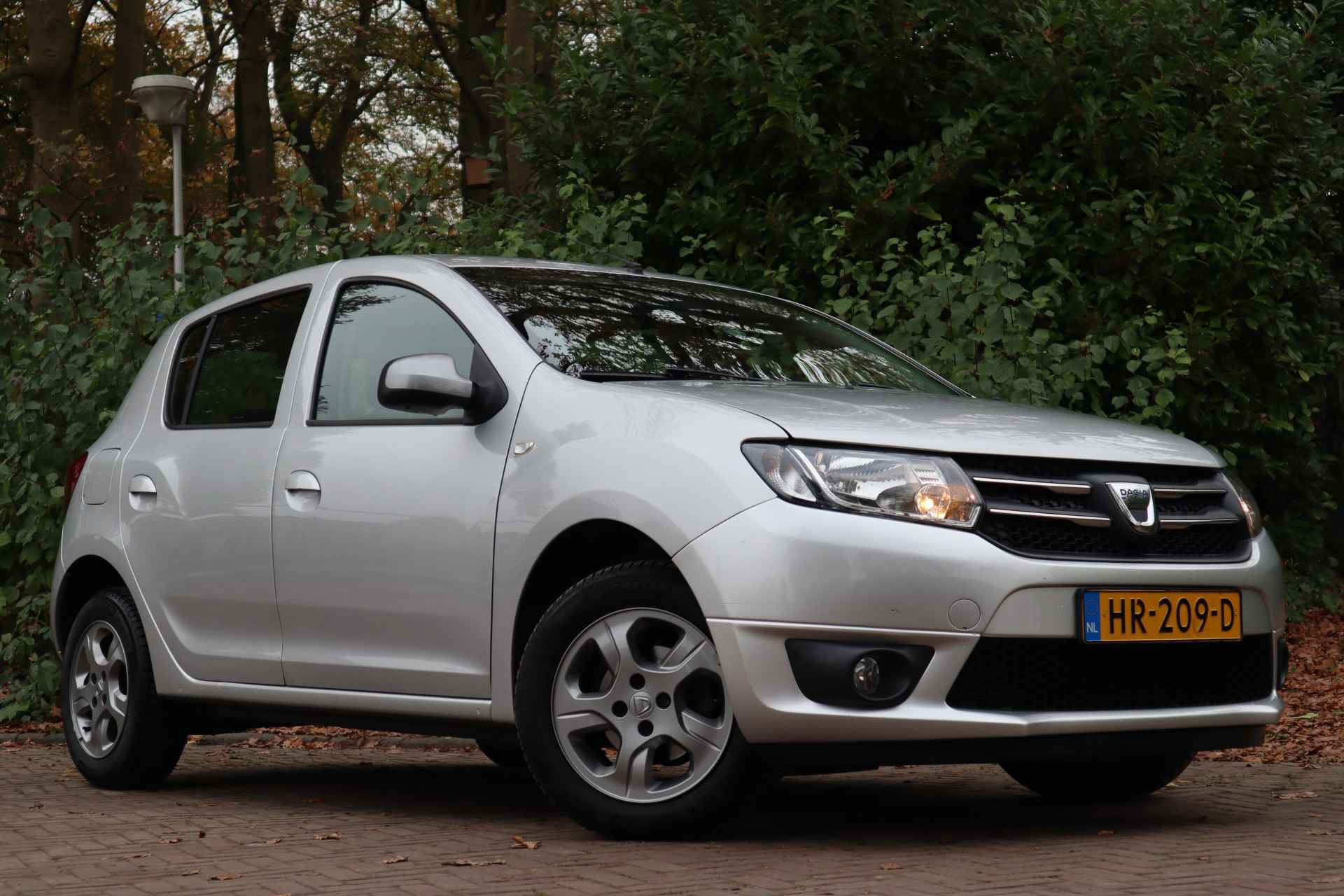 Dacia Sandero 0.9 TCe 10th Anniversary | Cruise control | Parkeersensoren | - 3/19