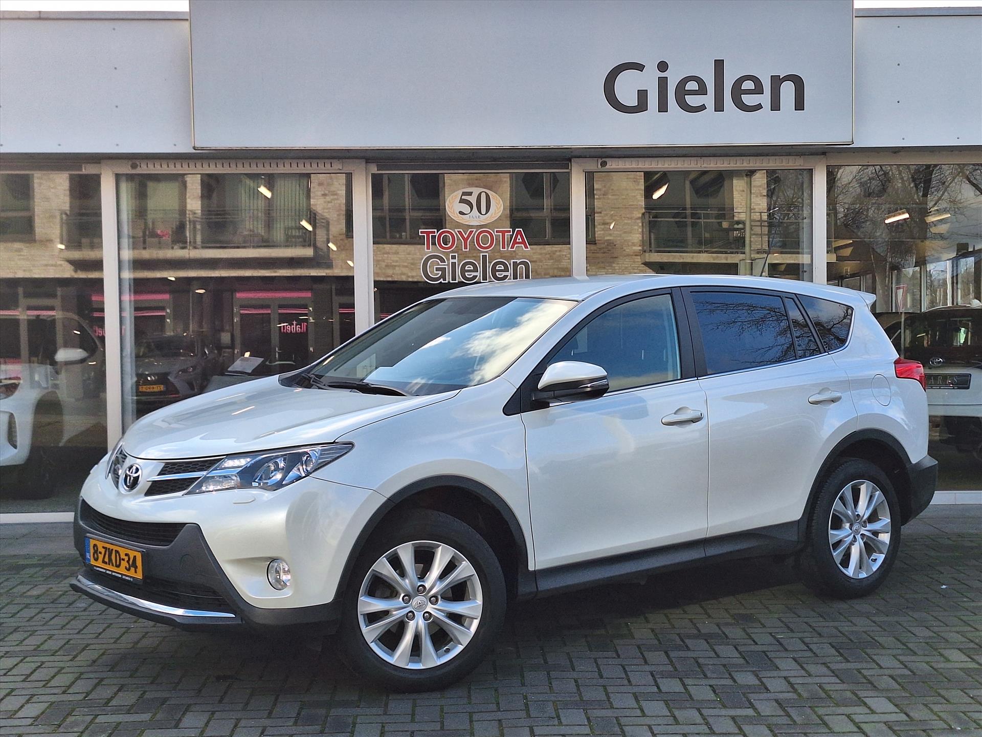 TOYOTA RAV4 2.0 VVT-i AWD Executive Business | Trekhaak, Leer, JBL, Stoelverwarming, Navigatie, Parkeersensoren, Keyless