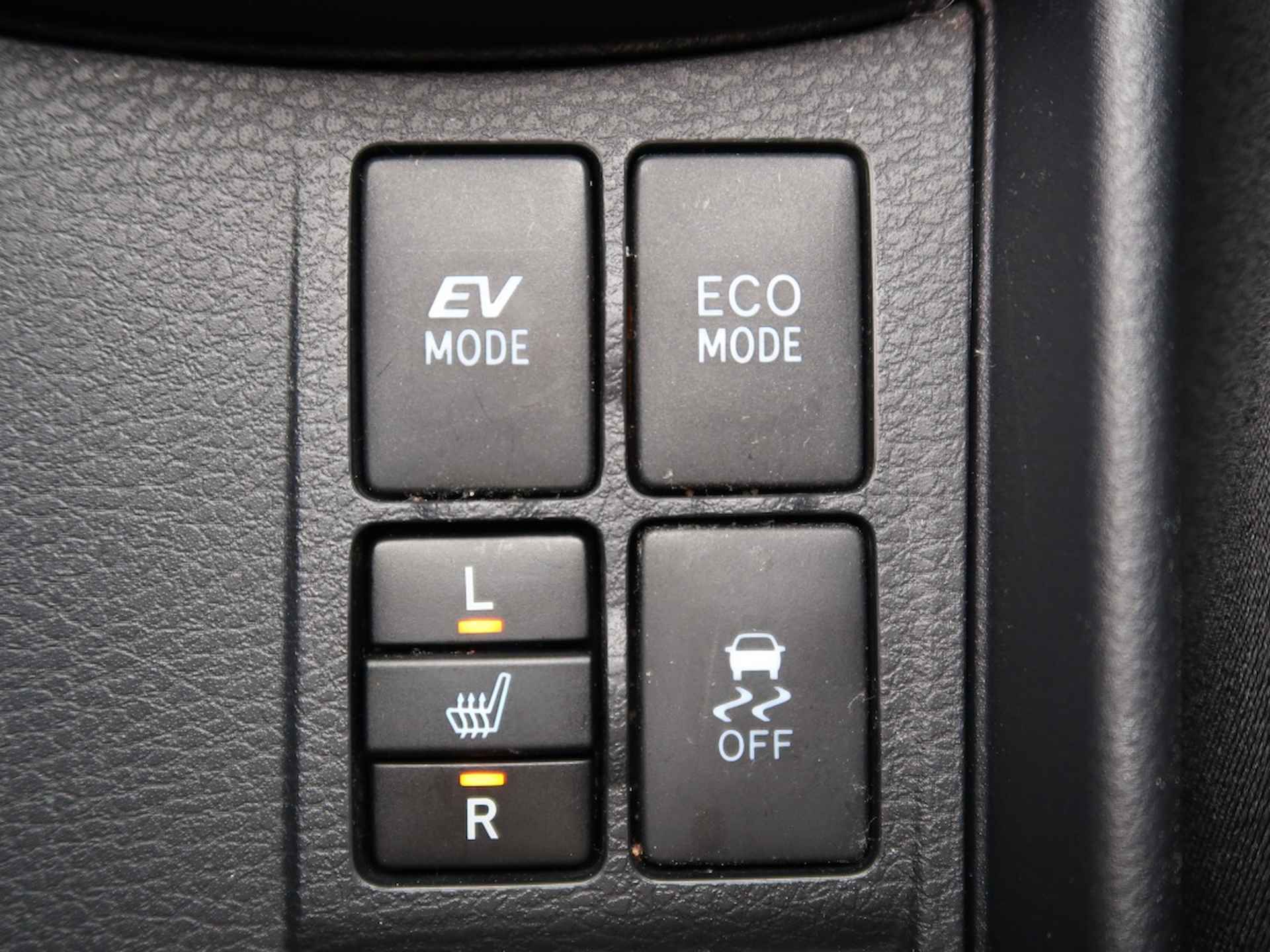 Toyota Yaris 1.5 Hybrid Dynamic / Automaat / Camera / Climate Control - 22/30