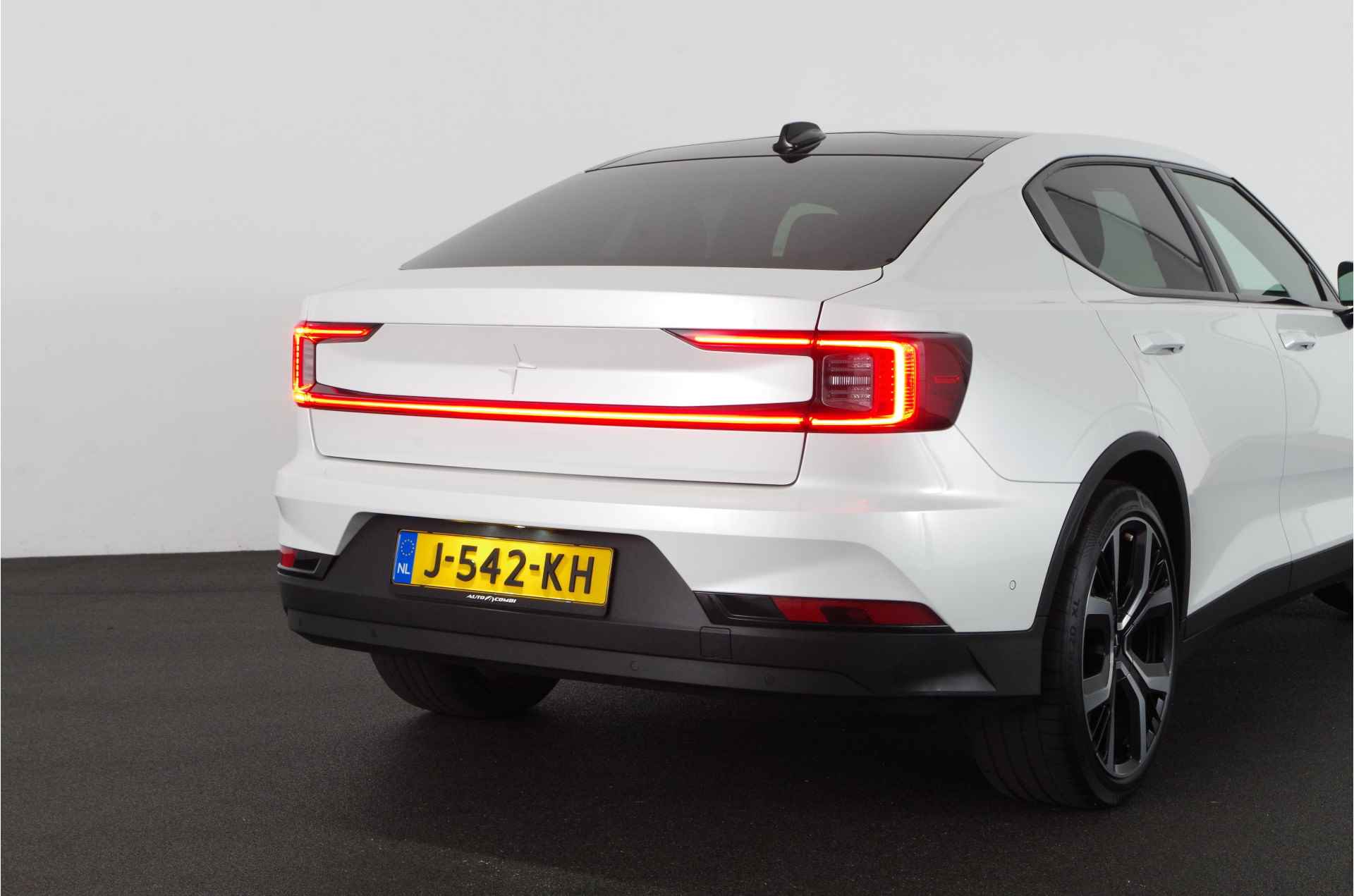 Polestar 2 Long Range Dual Motor Launch Edition 78kWh > 408pk/adapt.cruise/360°/H&K... - 14/33