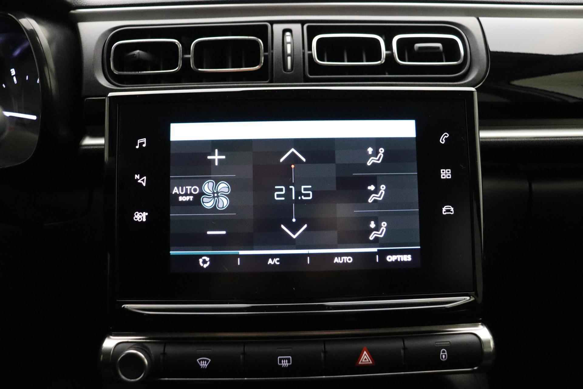 Citroen C3 1.2 PureTech Feel Edition 110 PK Automaat | Navigatie via Apple Carplay | Climate control | Parkeersensoren | Keyless start | Getint glas | Zwart dak - 22/31