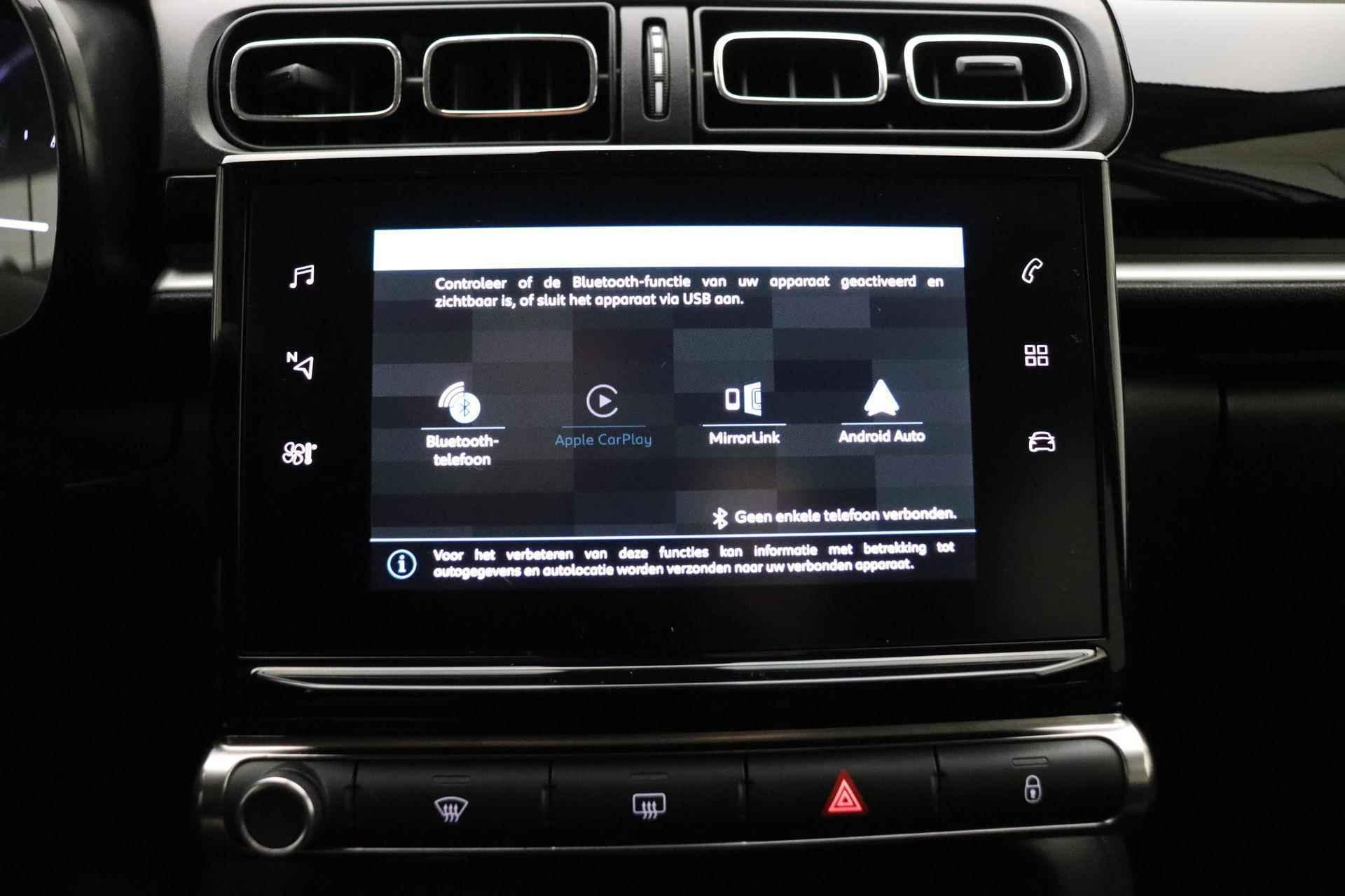 Citroen C3 1.2 PureTech Feel Edition 110 PK Automaat | Navigatie via Apple Carplay | Climate control | Parkeersensoren | Keyless start | Getint glas | Zwart dak - 23/31