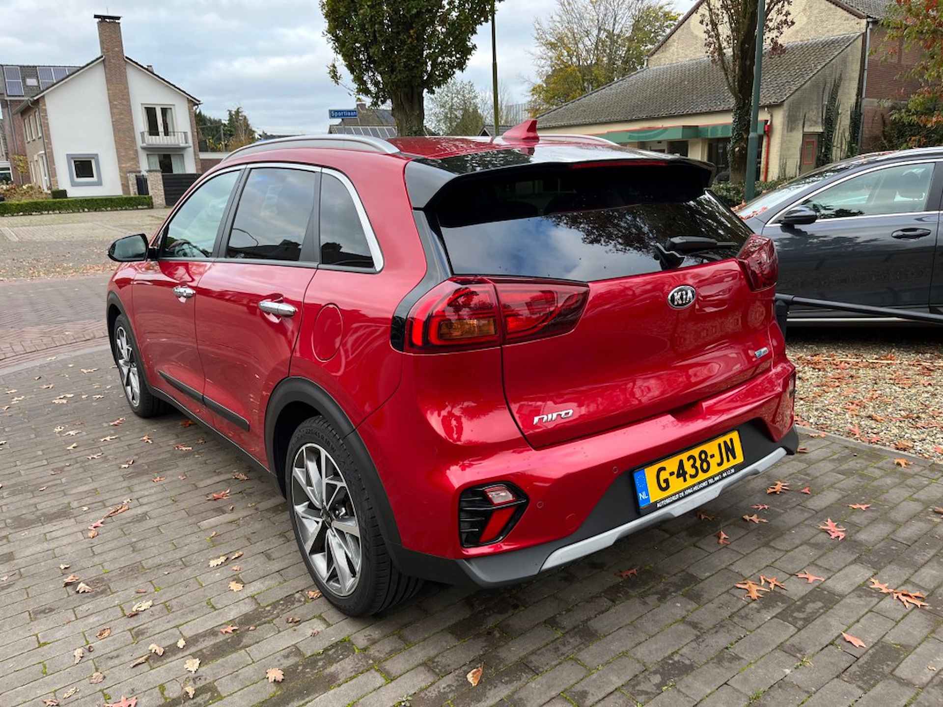 KIA Niro 1.6 GDI HYBRID DYNAMIC PLUSLINE / NAVI / CAMERA / CARPLAY - 4/17