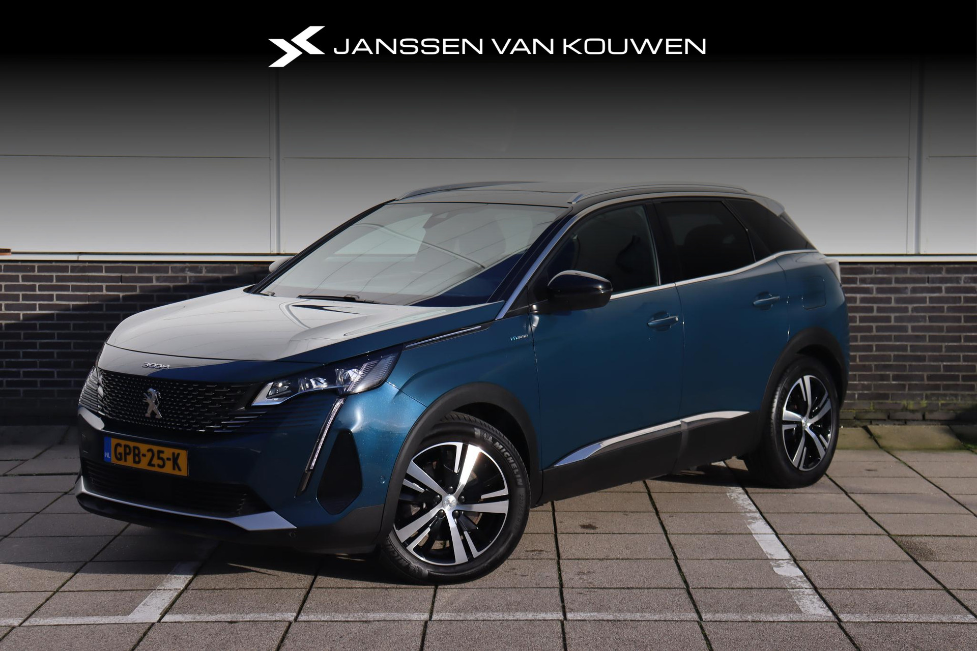 Peugeot 3008 1.6 HYbrid 225 GT * Panoramadak * FOCAL * 225PK Hybride