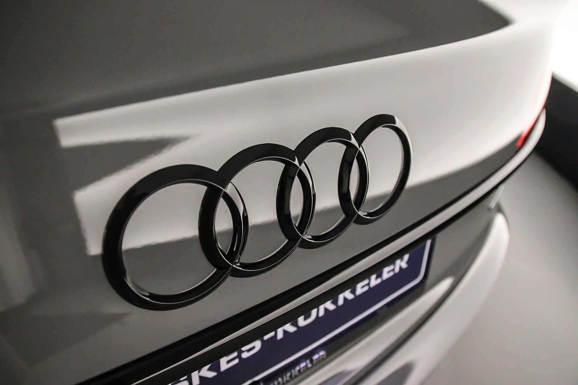 Audi Q5 Sportback S edition Competition 50 TFSI e 299pk 7 versn. S-tronic quattro Luchtvering/ Trekhaak/ Nardogrijs - 48/123