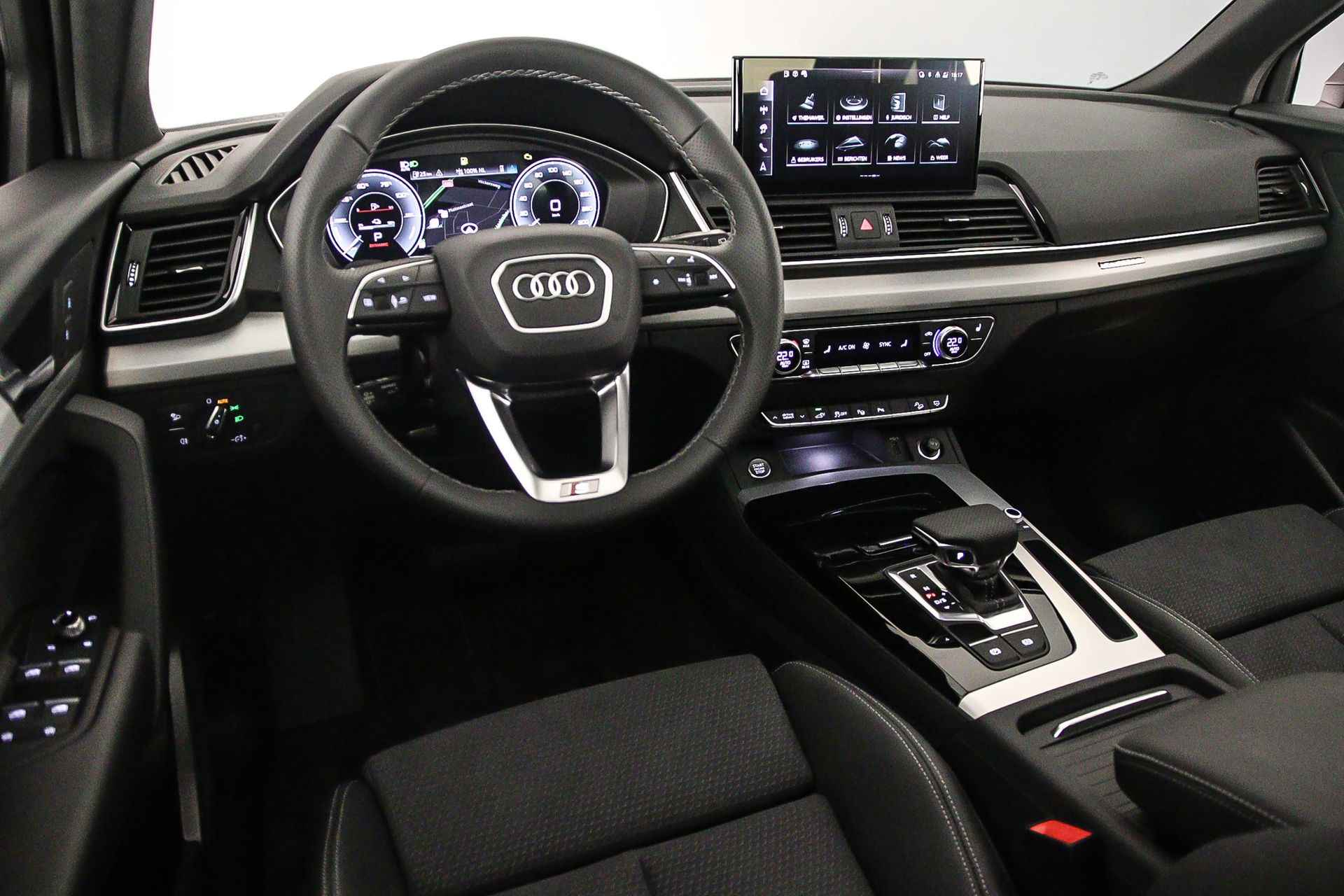 Audi Q5 Sportback S edition Competition 50 TFSI e 299pk 7 versn. S-tronic quattro Luchtvering/ Trekhaak/ Nardogrijs - 103/123