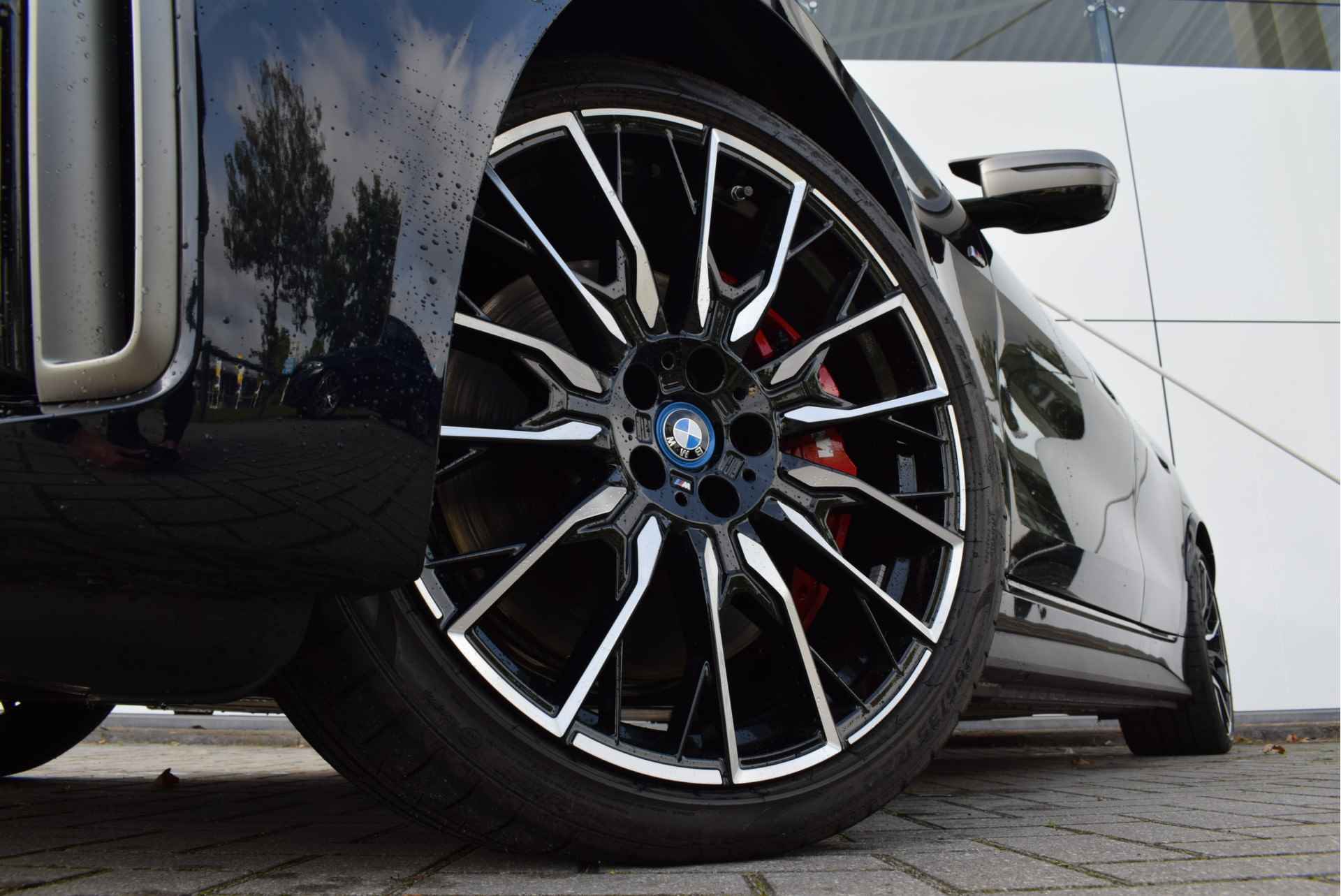 BMW i4 M50 High Executive 80 kWh / BMW M 50 Jahre uitvoering / Schuif-kanteldak / Adaptief M Onderstel / Laserlight / M Sportstoelen / Harman Kardon - 13/36