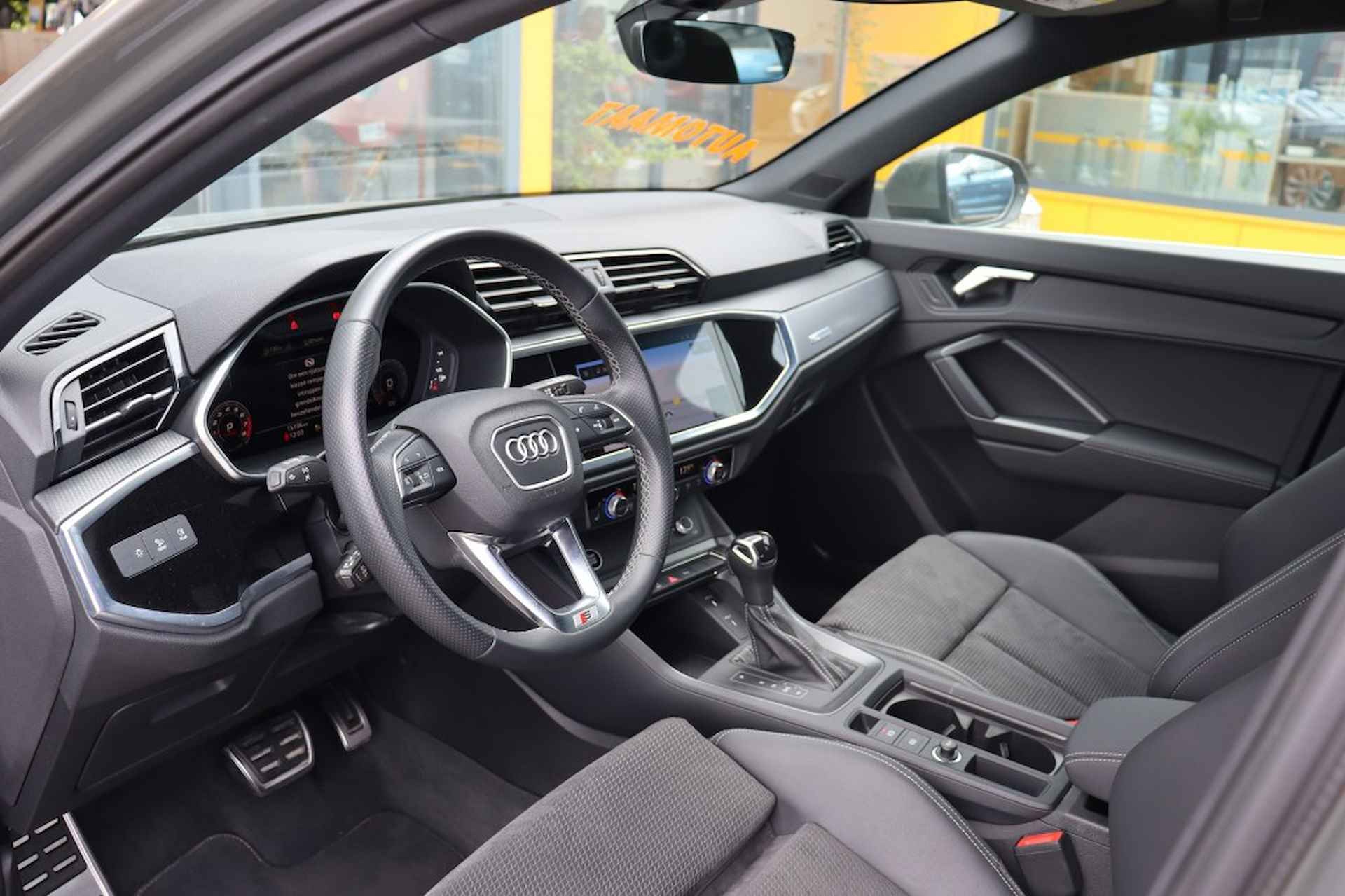 AUDI Q3 Sportback 35 TFSI 150 pk S-tronic  2x S line - panoramadak - 44/61