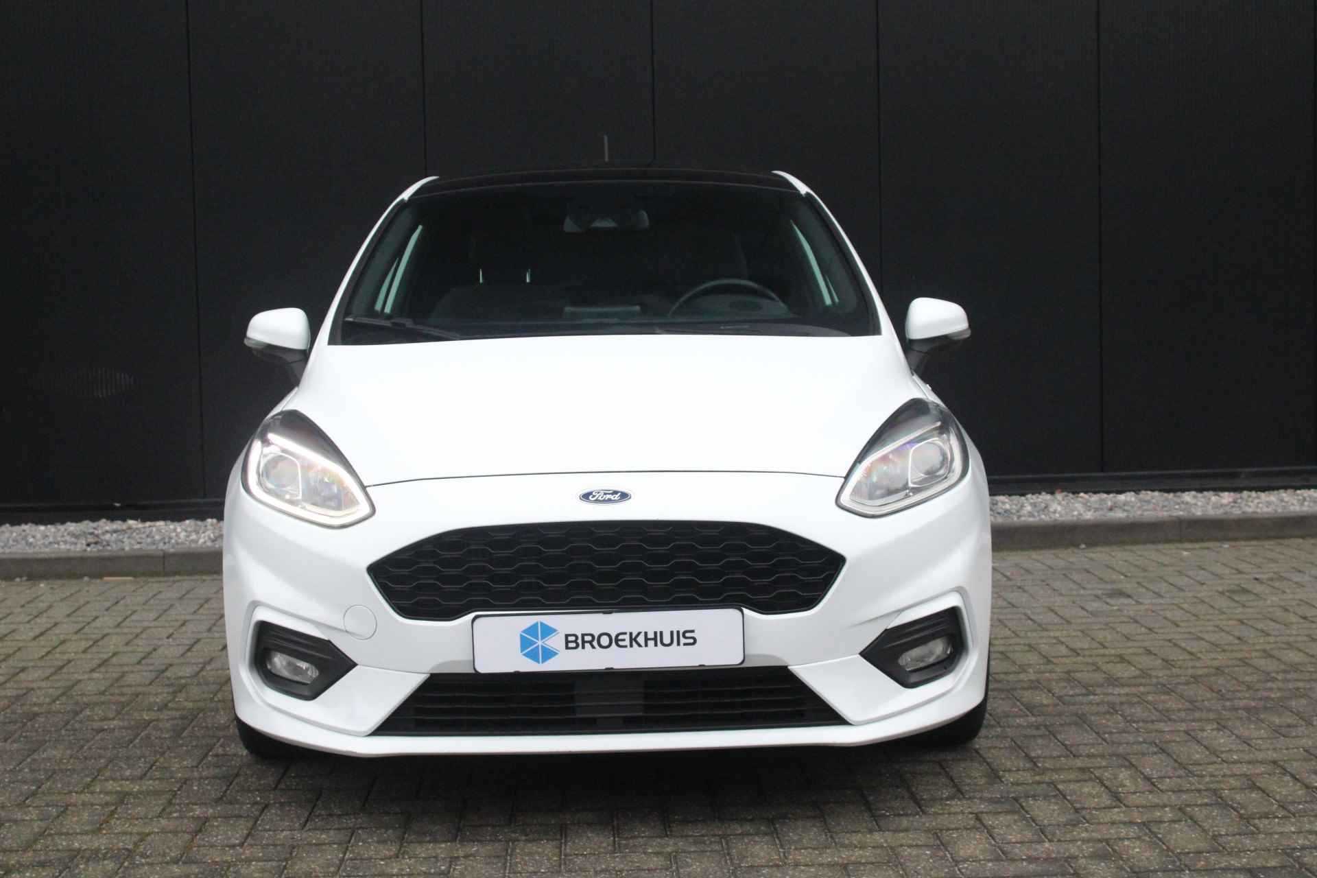 Ford Fiesta 1.0 EcoBoost ST-line | Pano-dak | Winter-pack | Stuur,Stoel & Voorruitverwarming | Cruise Control | Parkeersensoren | DAB - 3/26