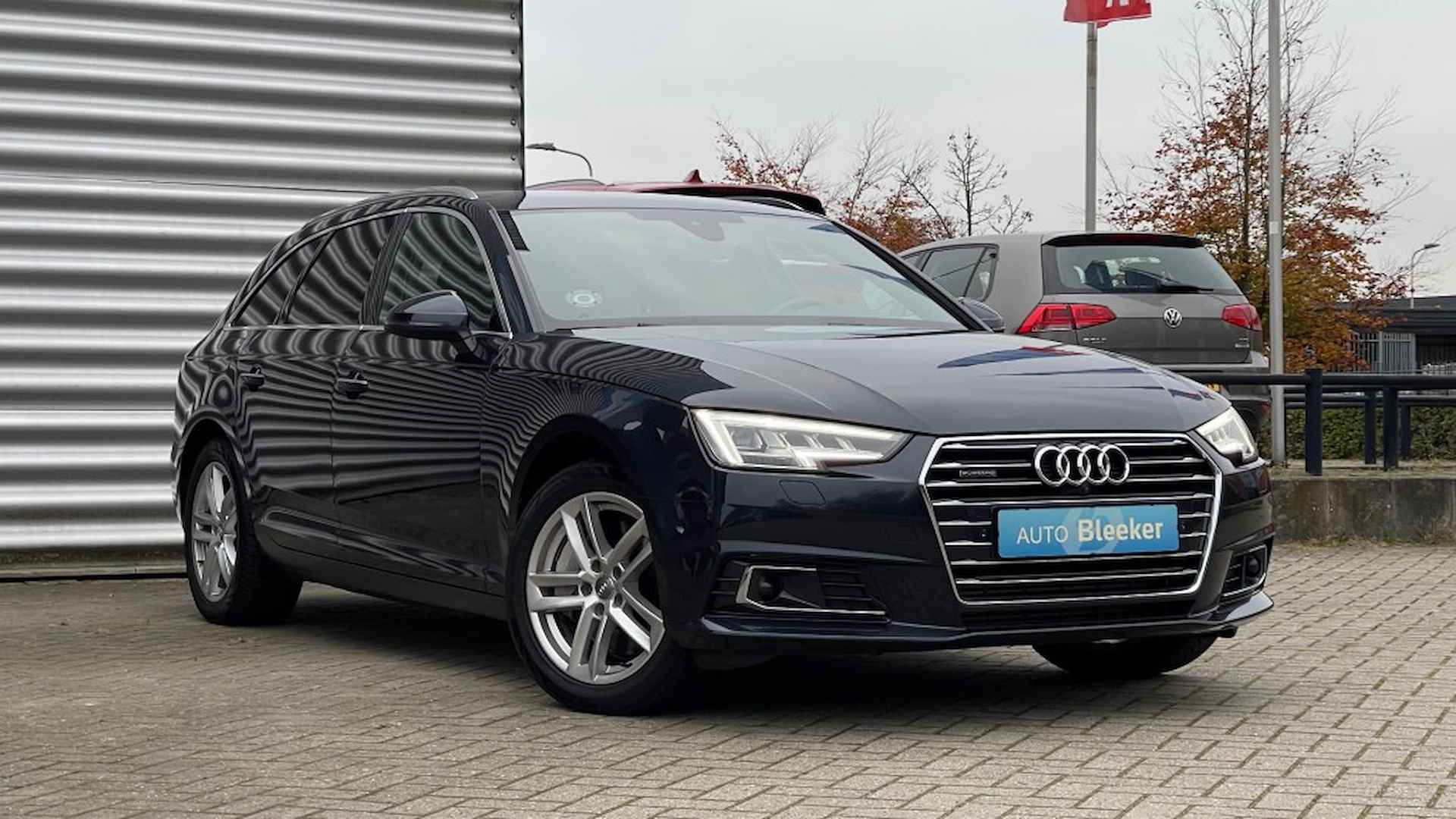 AUDI A4 2.0T 252Pk Quattro MHEV Design ProLine + Trekhaak Carplay 360 Ca - 12/35