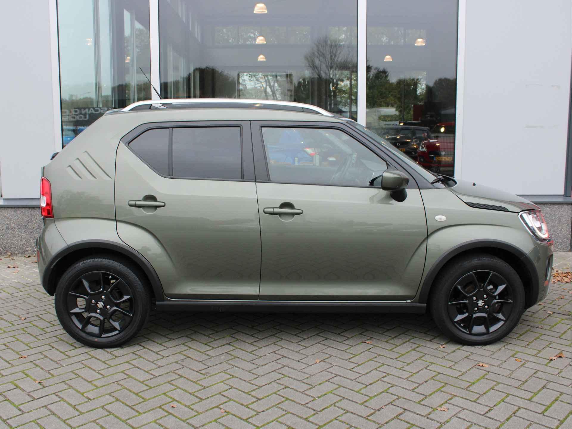 Suzuki Ignis 1.2 Smart Hybrid Select Volautomaat Multimedia systeem, Airconditioning, Parkeercamera, Lichtmetalen velgen, Fabrieksgarantie - 4/22