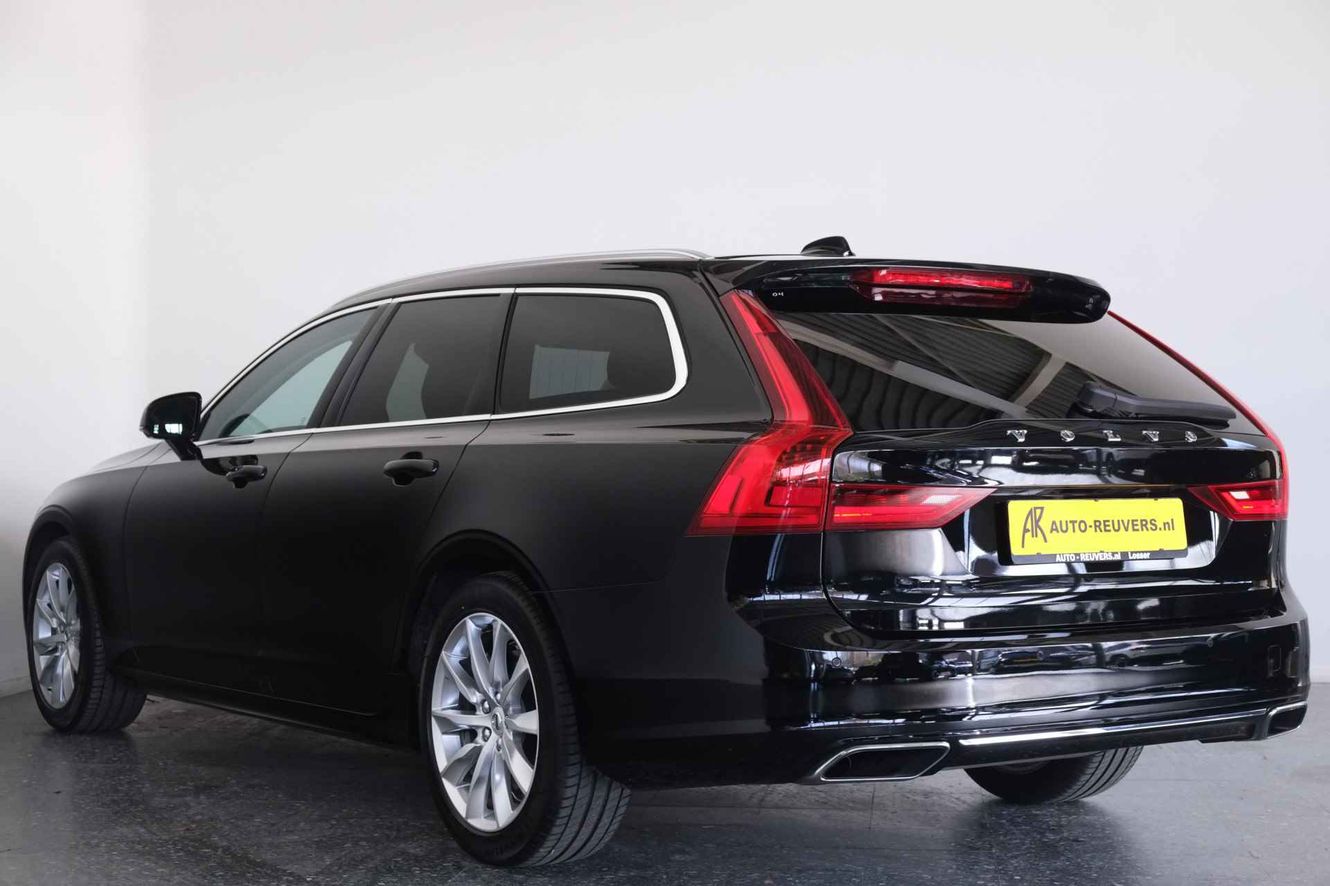 Volvo V90 2.0 T5 Momentum 251pk / LED / Leder / Carplay / Pilot assist / Automaat - 8/33