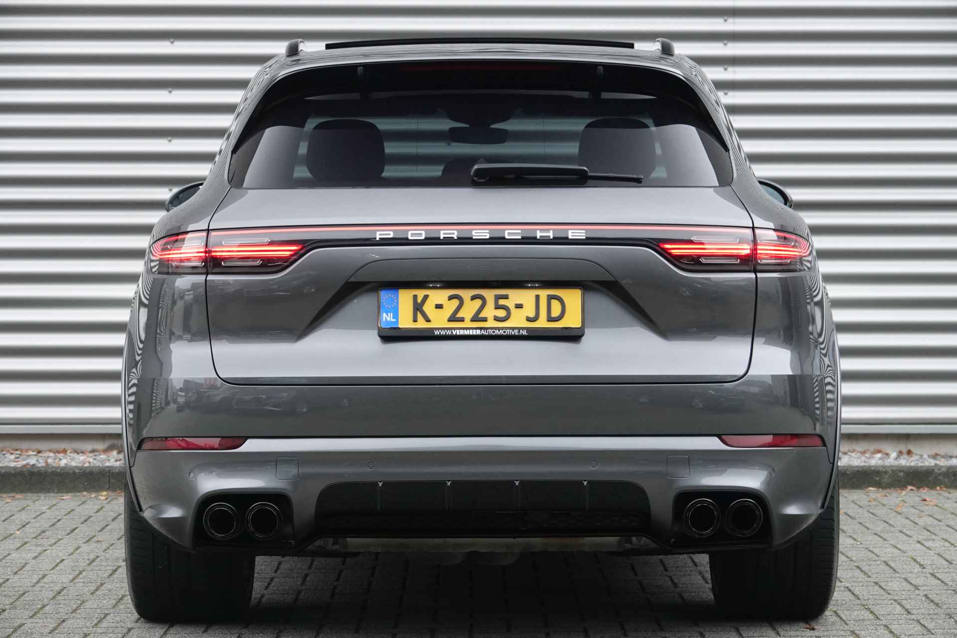 Porsche Cayenne 3.0 E-Hybrid | Achterasbesturing | ACC | Softclose | Sportuitlaten | Massagestoelen | Luchtvering | - 7/36