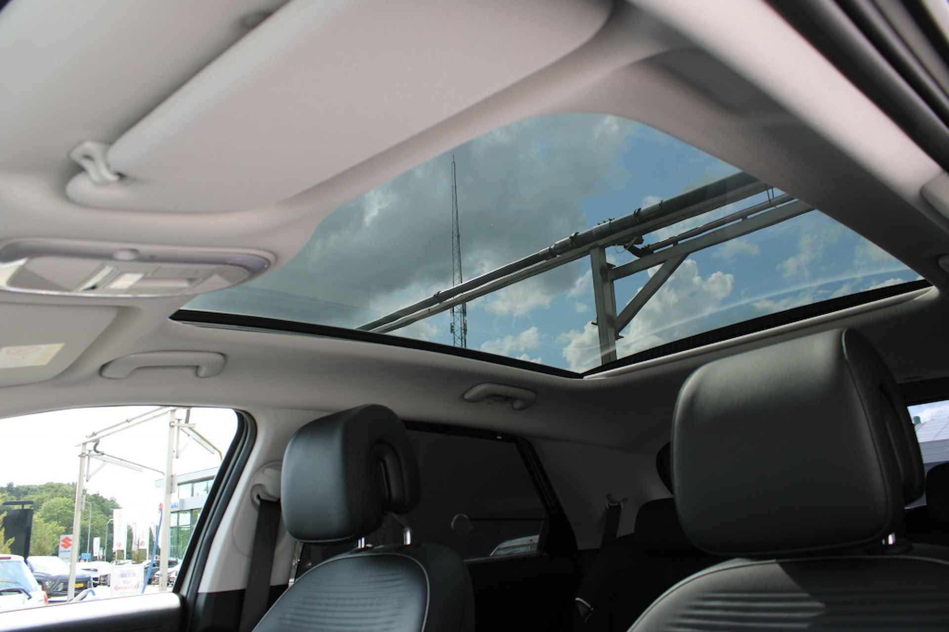 Hyundai IONIQ 5 77 kWh RWD Lounge + Panoramadak. DIRECT LEVERBAAR! - 28/36