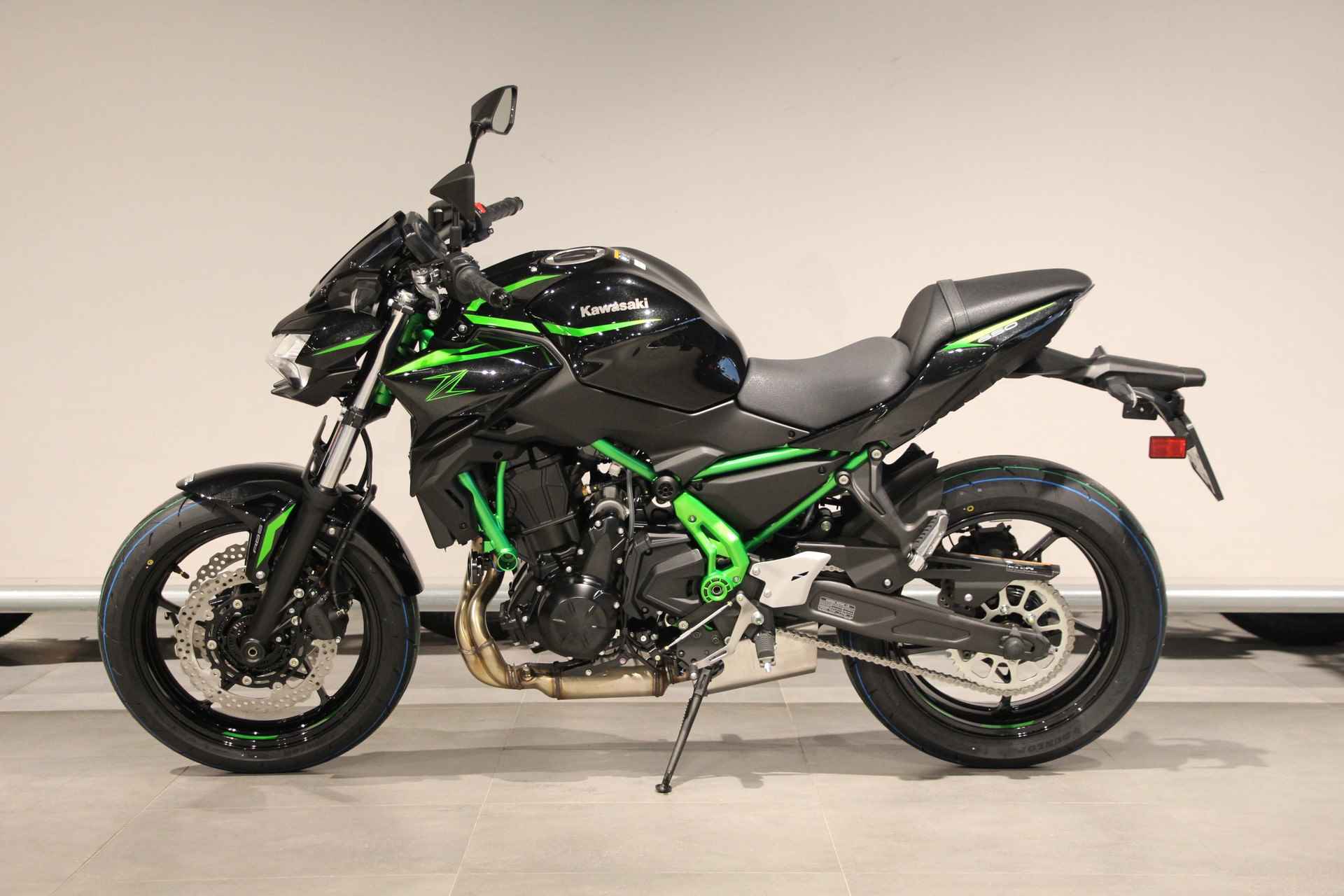 Kawasaki Z 650 - 5/13