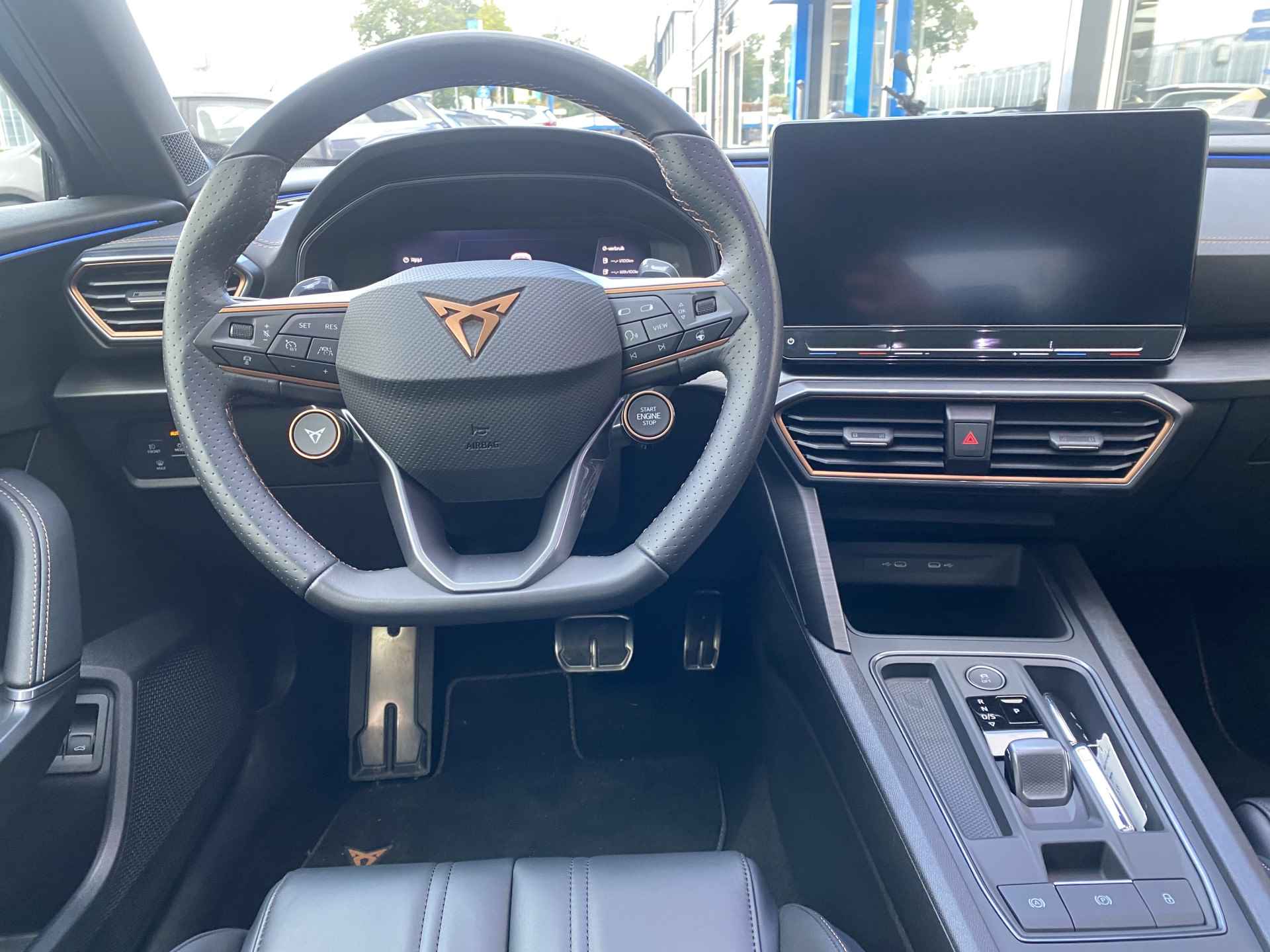 CUPRA Formentor 1.4 e-Hybrid VZ Performance / AUTOMAAT/ FABRIEKS GARANTIE T/M 6-2027/ 5.000 KM/ 245 PK/ PANO/ CAMERA/ PARK. SENSOREN/ DODE HOEK/ CUP STOELEN/ STOEL EN STUUR VERWARM./ KEYLESS/ ADAPT. CRUISE/ APP CONNECT/ CLIMA/ DAB/ - 9/58